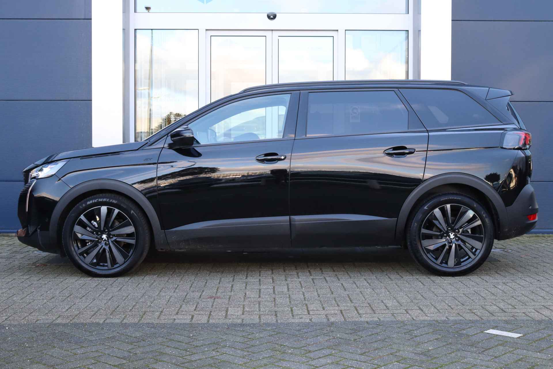 Peugeot 5008 1.2 Hybrid GT 136-pk e-DSC6 | 7-Zits | Blackpack | Schuif/kantel dak | ACC | Camera | Elektr. klep | - 3/52