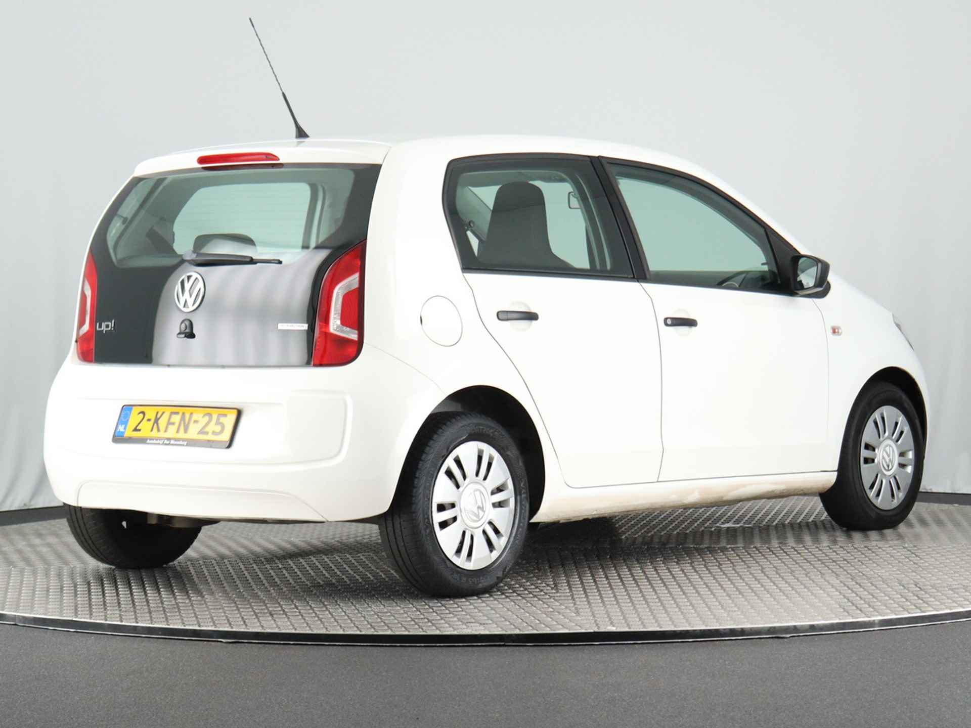 Volkswagen up! 1.0 take up! BlueMotion (Nl-Auto / Airco / Nieuwe distributie + Koppeling / Gereviseerde bak) - 4/23