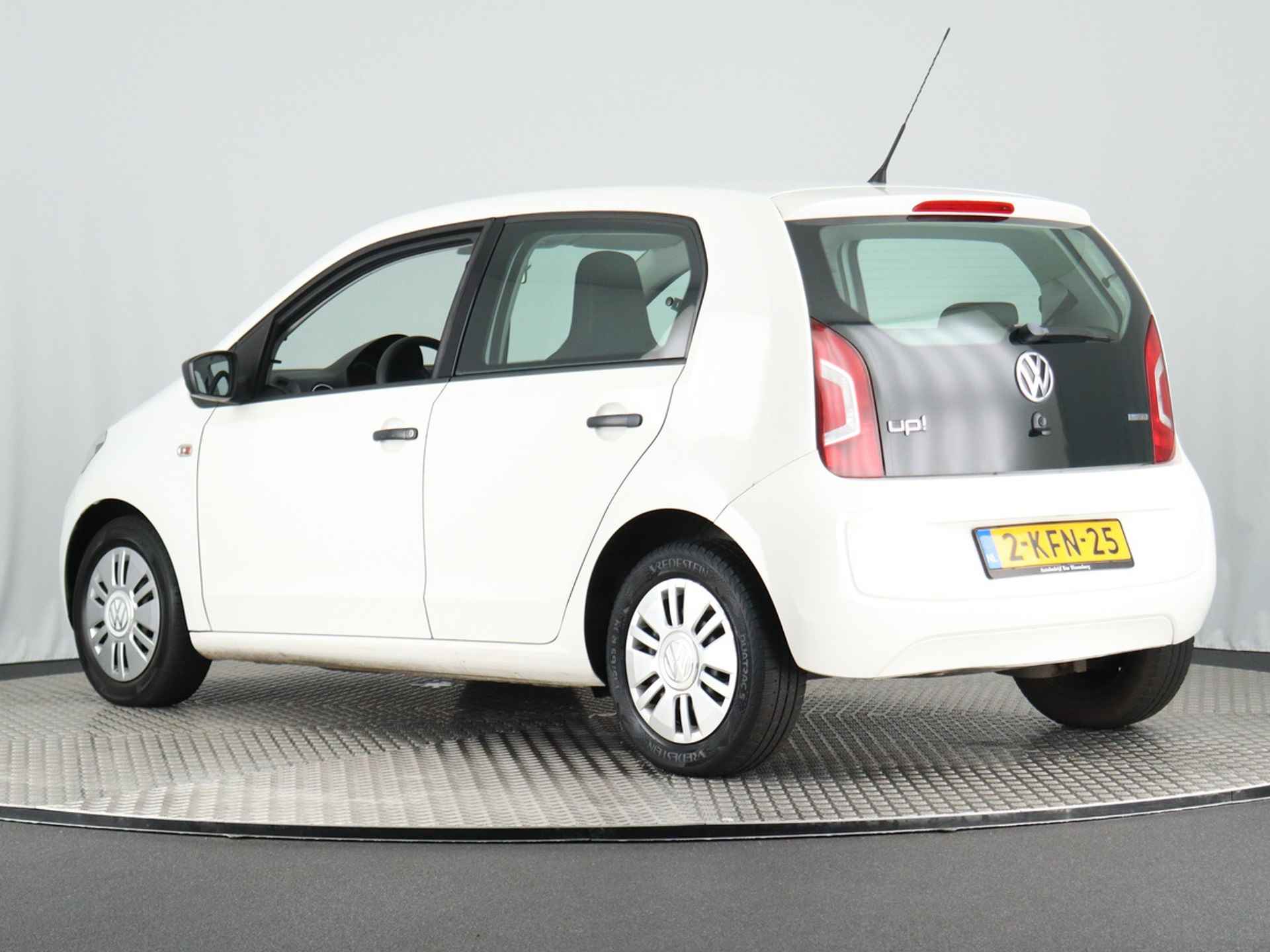 Volkswagen up! 1.0 take up! BlueMotion (Nl-Auto / Airco / Nieuwe distributie + Koppeling / Gereviseerde bak) - 22/23