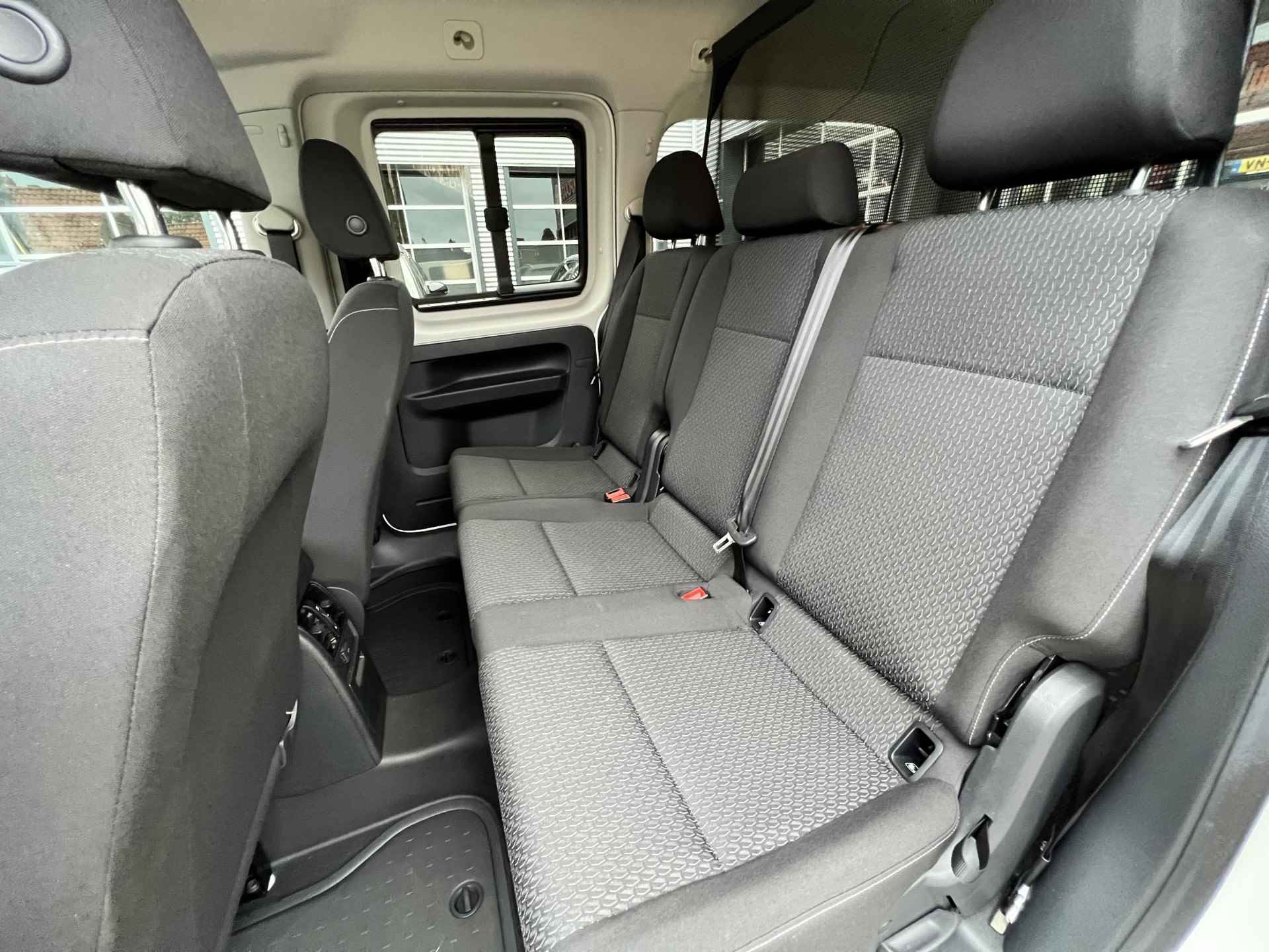 Volkswagen Caddy Maxi 5 Persoons 1.4 TGI Comfortline Cruise Control, Apple Carplay, Bluetooth, Elktr. Ramen, Airco, Navigatie, Park Sens V+A, Isofix (MET GARANTIE*) - 12/29