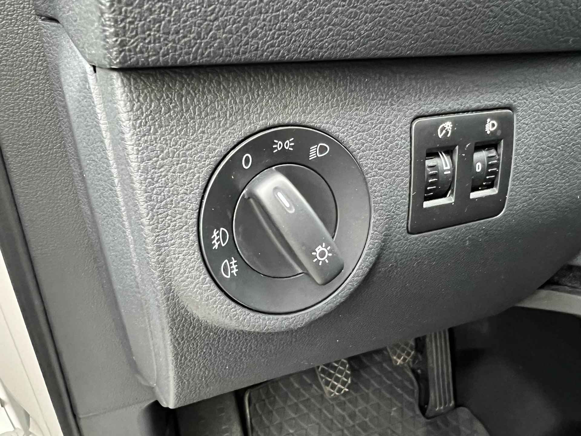Volkswagen Caddy Maxi 5 Persoons 1.4 TGI Comfortline Cruise Control, Apple Carplay, Bluetooth, Elktr. Ramen, Airco, Navigatie, Park Sens V+A, Isofix (MET GARANTIE*) - 20/29