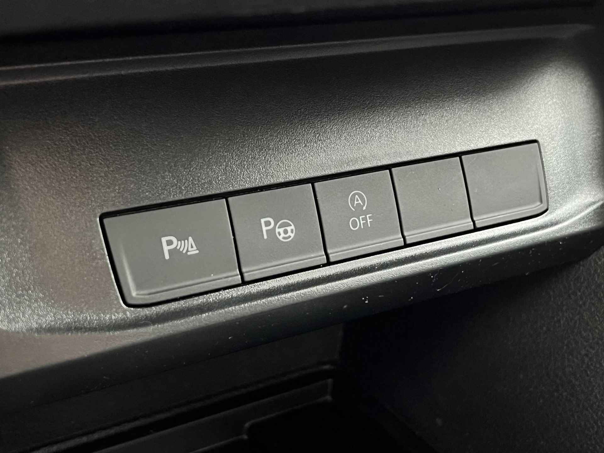 Volkswagen Caddy Maxi 5 Persoons 1.4 TGI Comfortline Cruise Control, Apple Carplay, Bluetooth, Elktr. Ramen, Airco, Navigatie, Park Sens V+A, Isofix (MET GARANTIE*) - 26/29