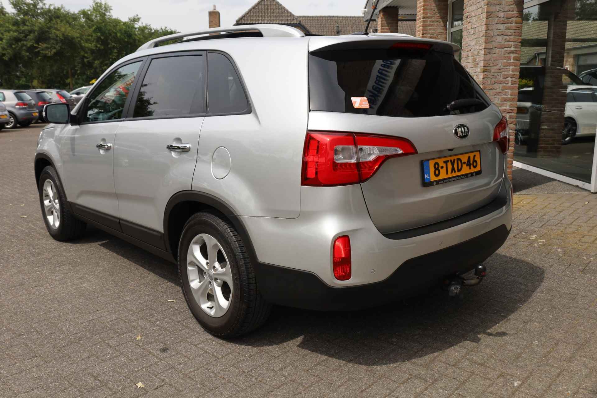 Kia Sorento 2.2 CRDi BusinessLine PANO TREKHAAK CAMERA 1e-EIGENAAR NAVI CRUISE 17"LMV + ZEER NETJES!!! - 45/46