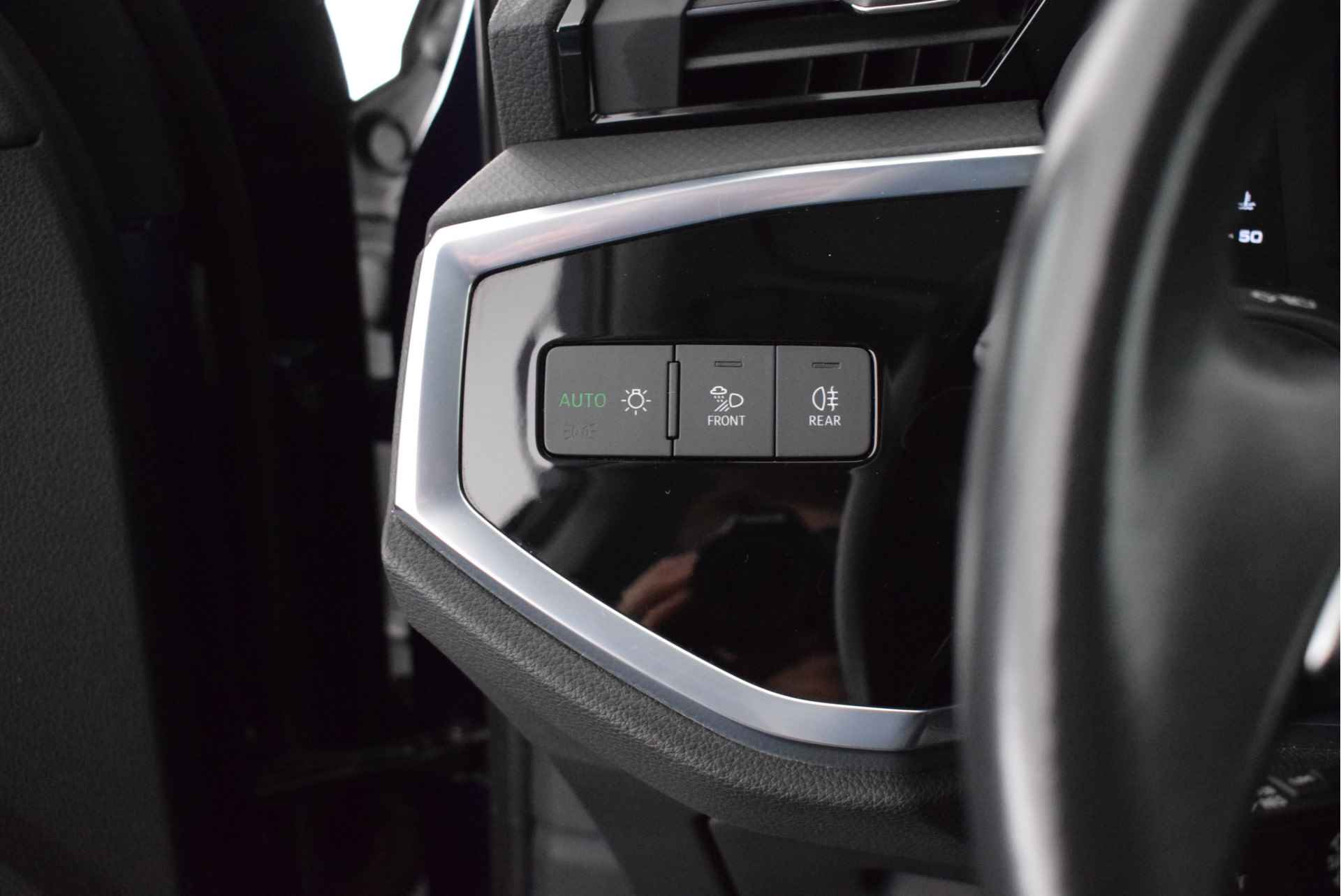 Audi Q3 35 TFSI 150pk S-Tronic Business Edition Virtual Cockpit Led App-Connect - 12/44