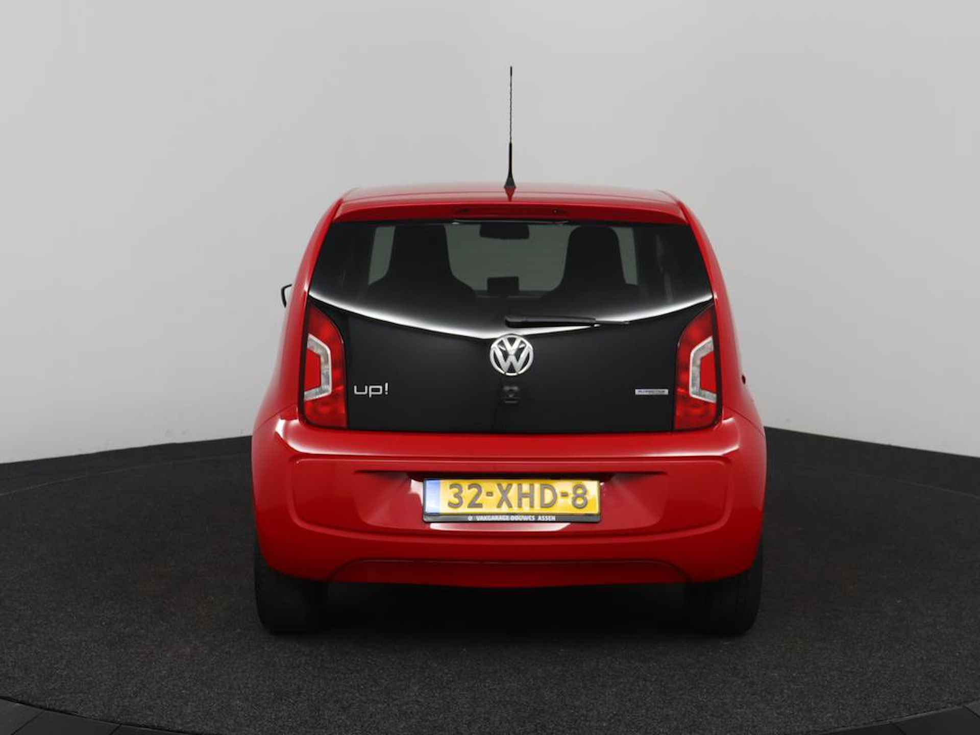 Volkswagen Up! 1.0 high up! BlueMotion |NAP|1e eigenaar|Luxe| - 6/38