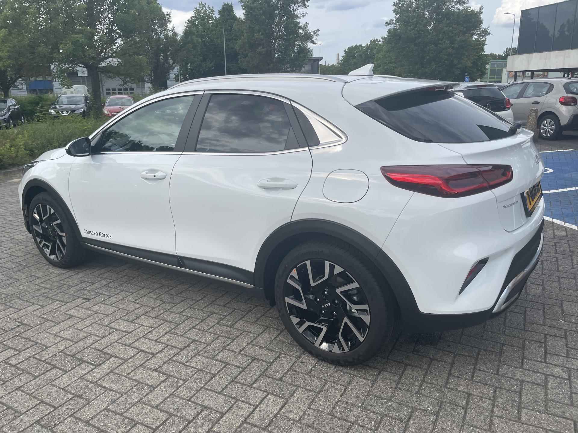 Kia Xceed 1.5 T-GDi DynamicPlusLine - 4/26