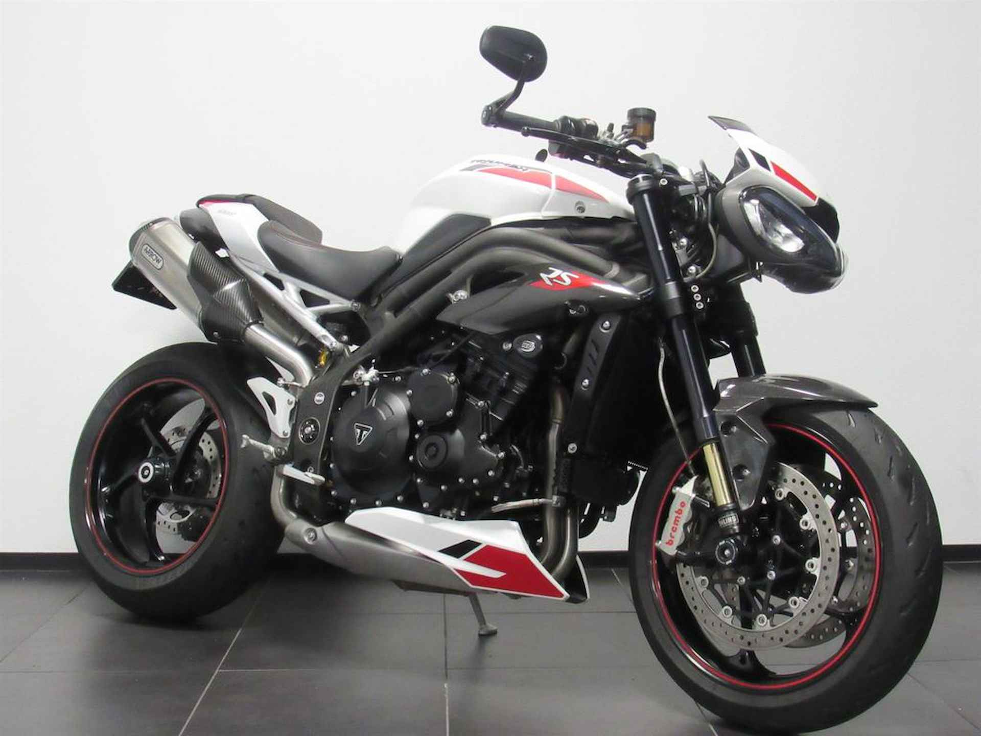 Triumph SPEED TRIPLE RS - 2/17