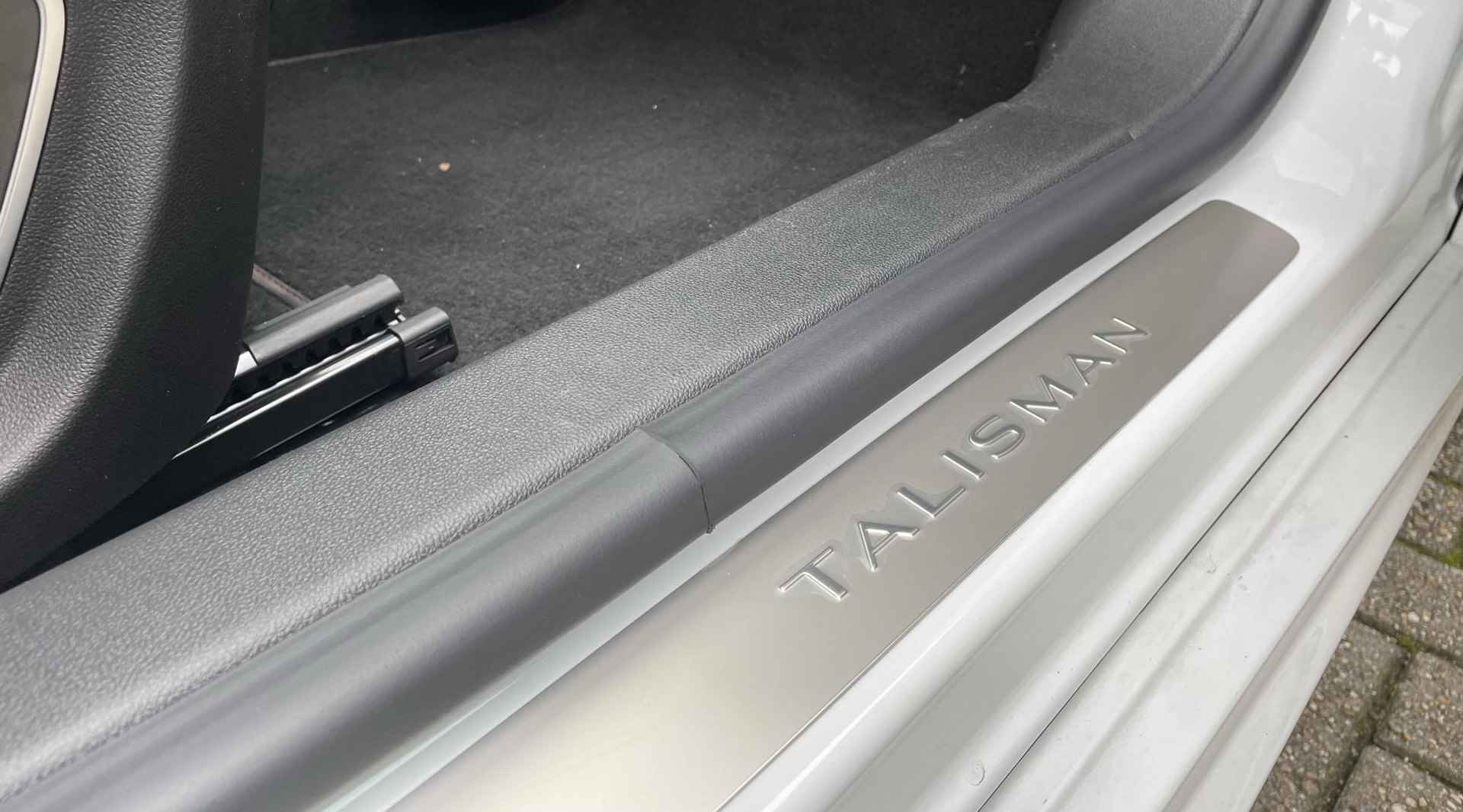 Renault Talisman 1.3 TCe160EDC S-Edition Automaat - 12/36