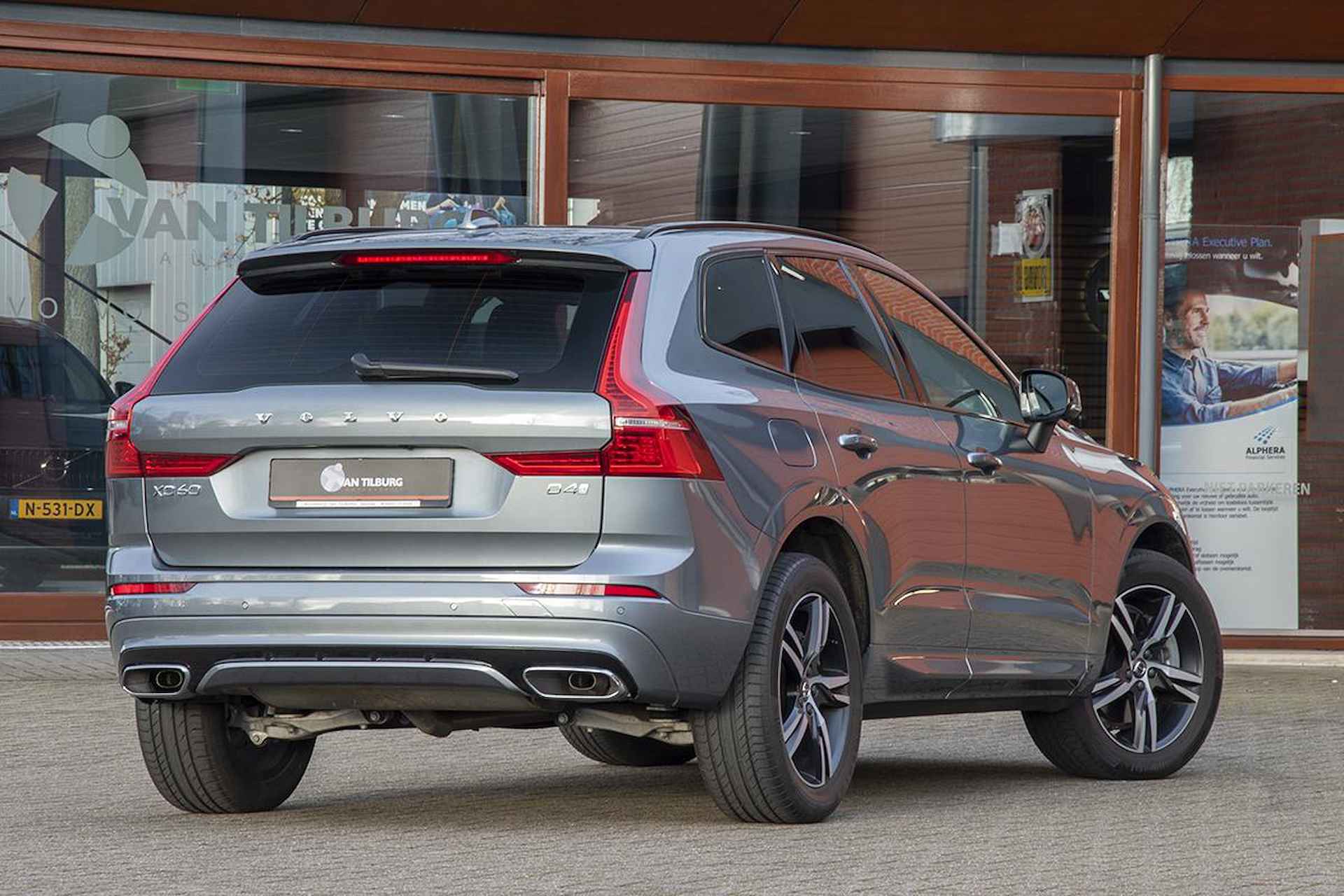 VOLVO XC60 2.0 D4 190 PK R-DESIGN - 5/22