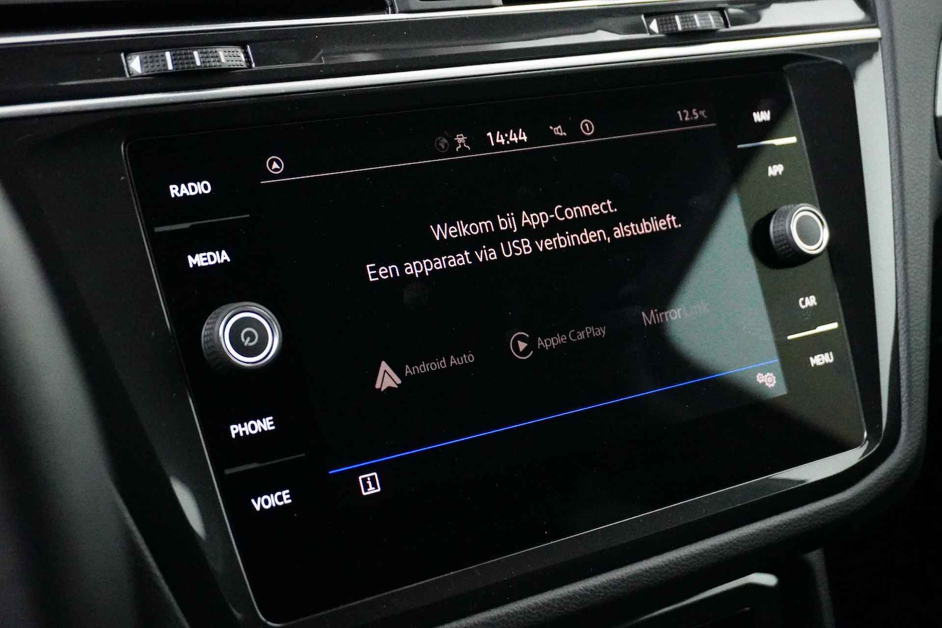 Volkswagen Tiguan 1.5 TSI 150 pk Life 7-DSG | Trekhaak | Navigatie by app | Cruise Control Adaptief | A-Camera | - 15/24