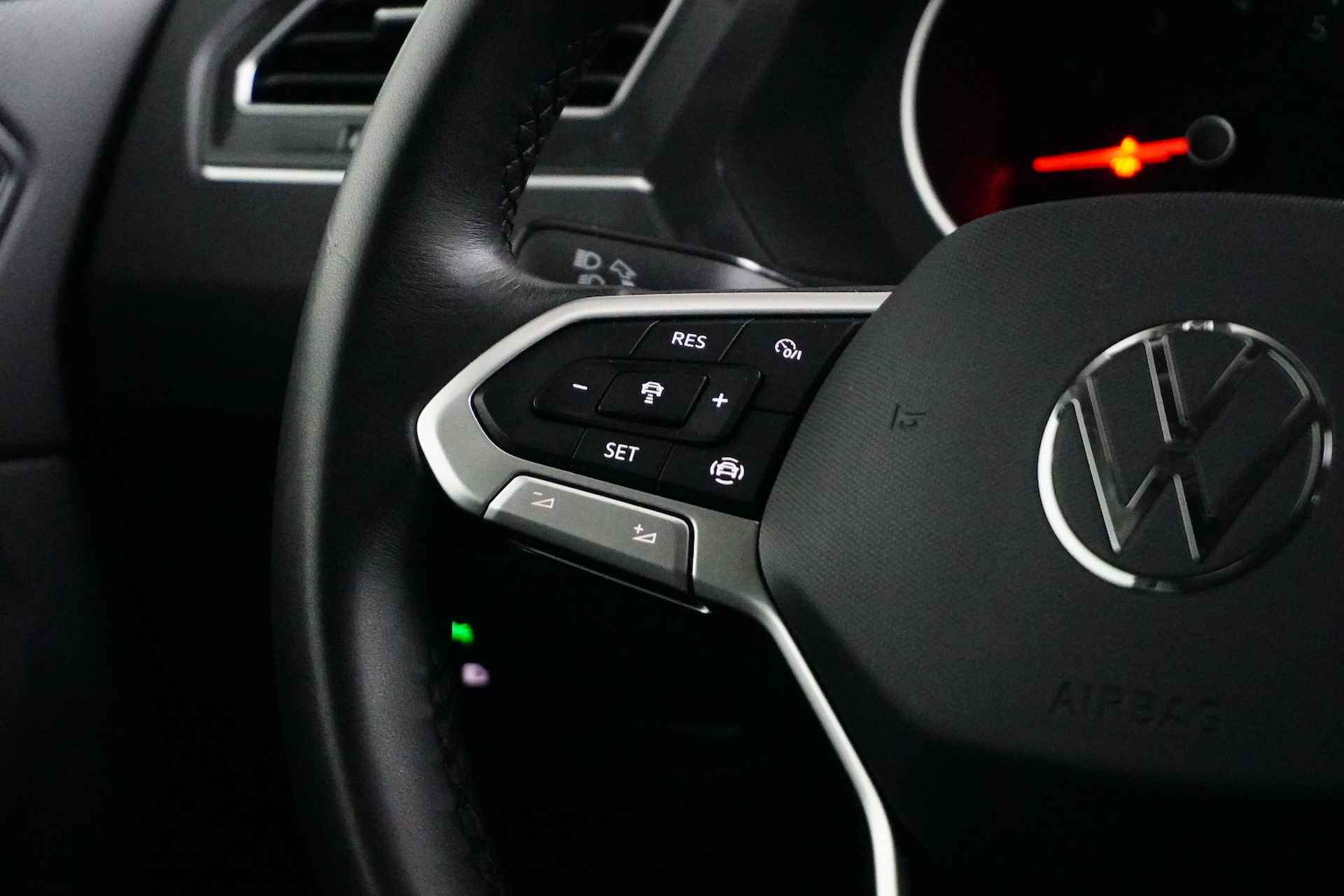 Volkswagen Tiguan 1.5 TSI 150 pk Life 7-DSG | Trekhaak | Navigatie by app | Cruise Control Adaptief | A-Camera | - 17/24