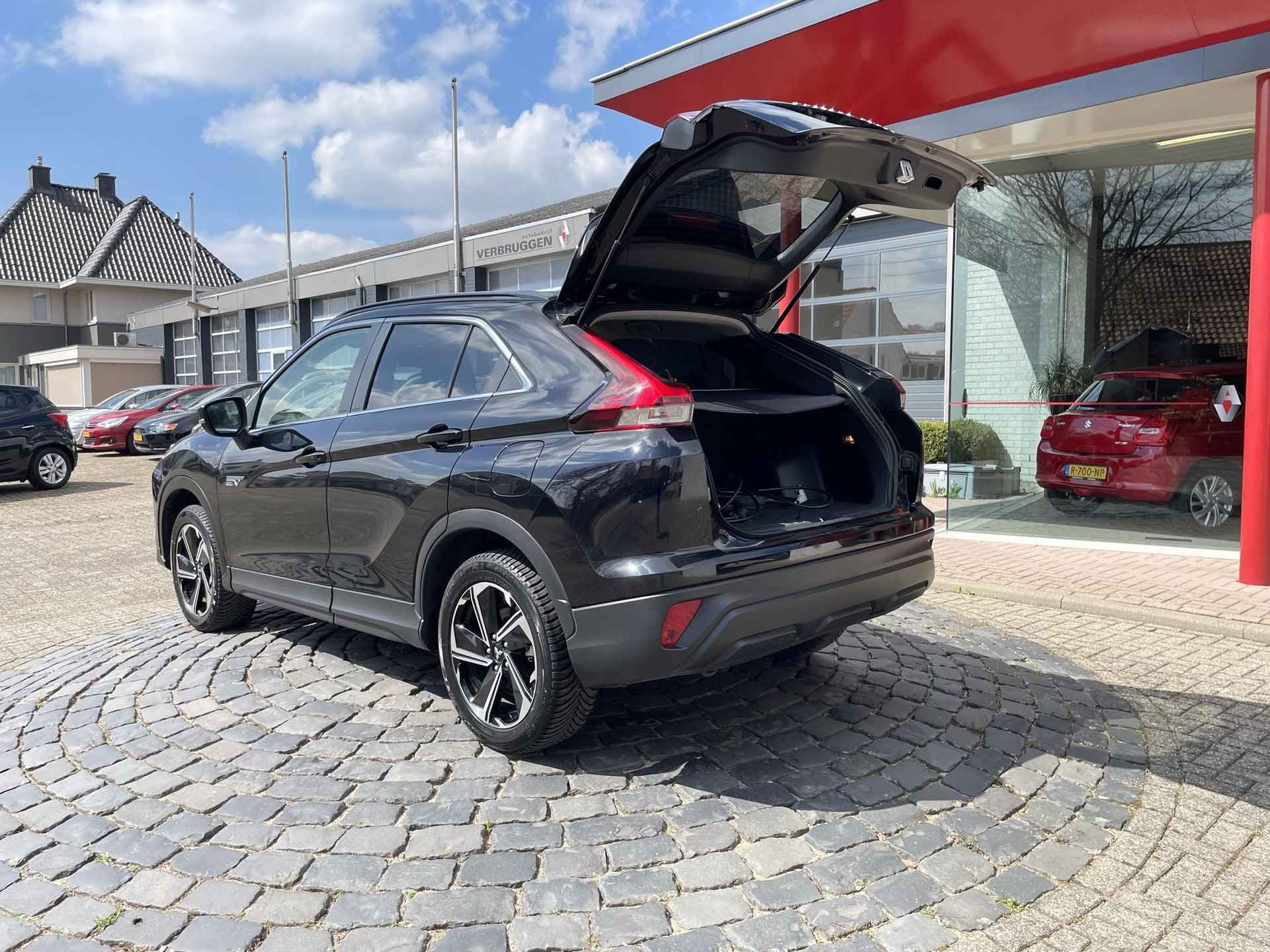 Mitsubishi Eclipse Cross 2.4 PHEV Intense | Carplay | 18"LMV | Camera | All-in rijklaarprijs - 26/39