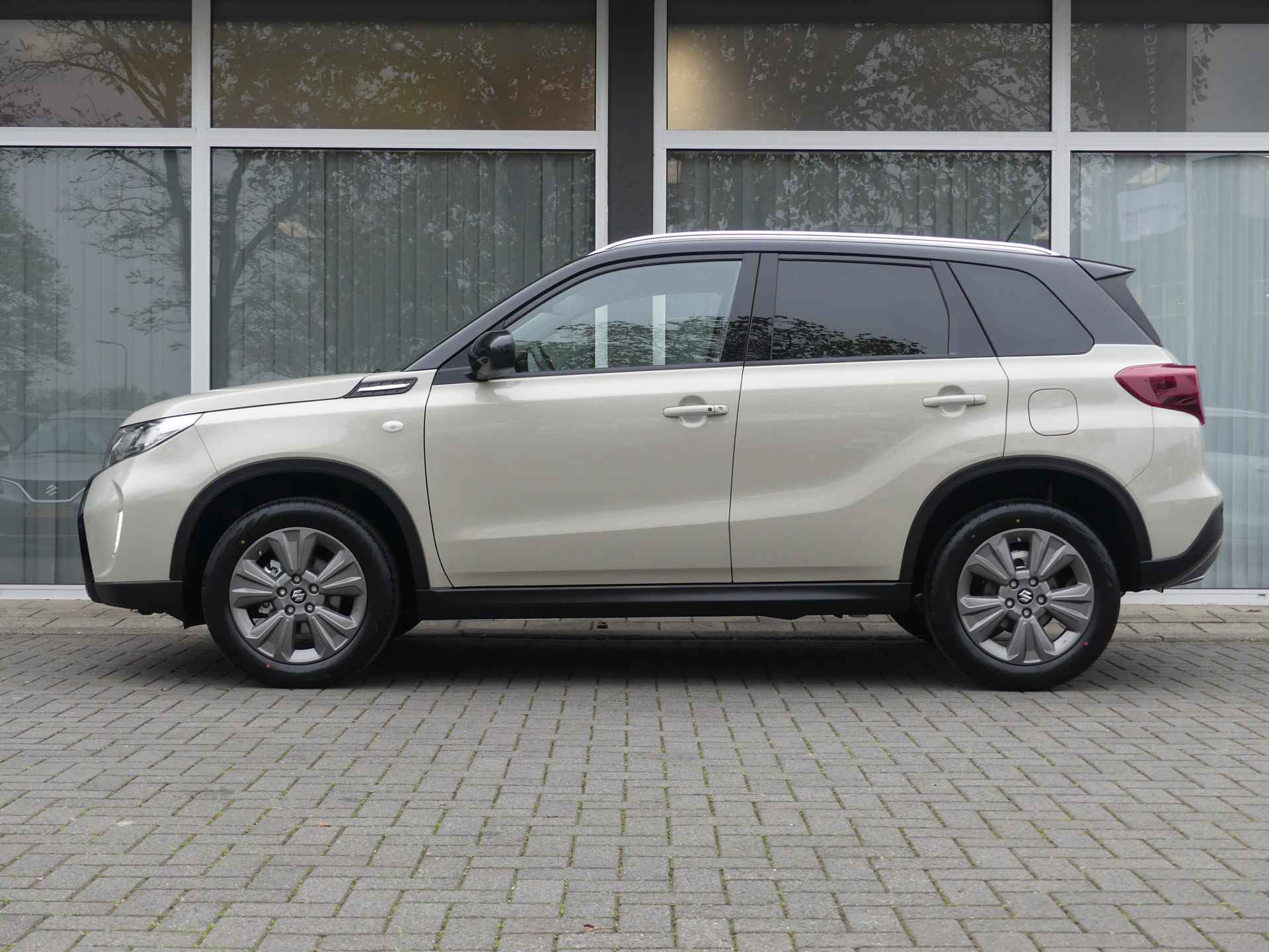 Suzuki Vitara 1.4 Boosterjet Select Smart Hybrid Applecarpl./Andr. Auto, 6 Jaar fabrieksgarantie! - 4/26