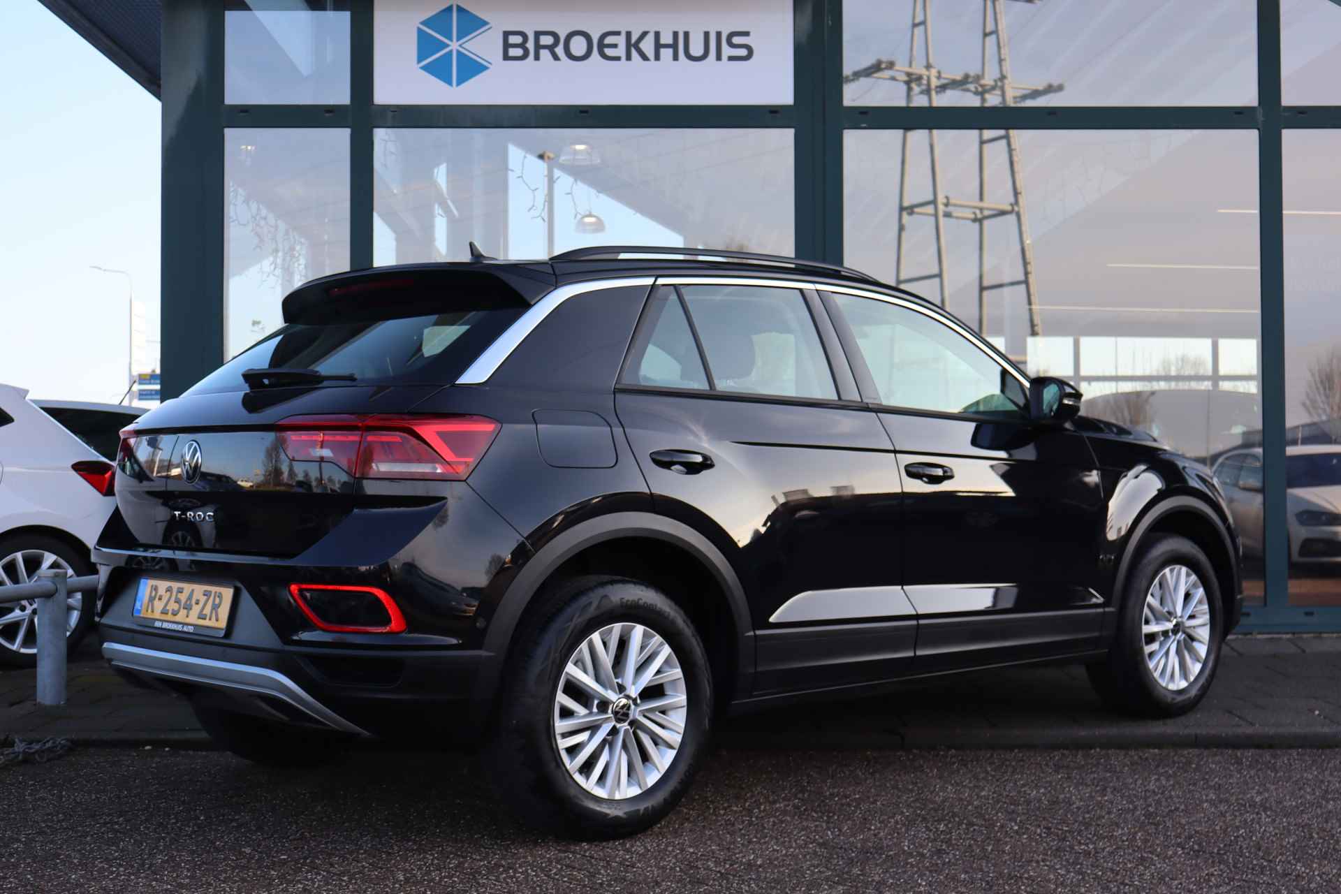 Volkswagen T-Roc 1.0 TSI Life | Cruise Control | Navigatie | Apple Carplay/Android Auto | - 7/26