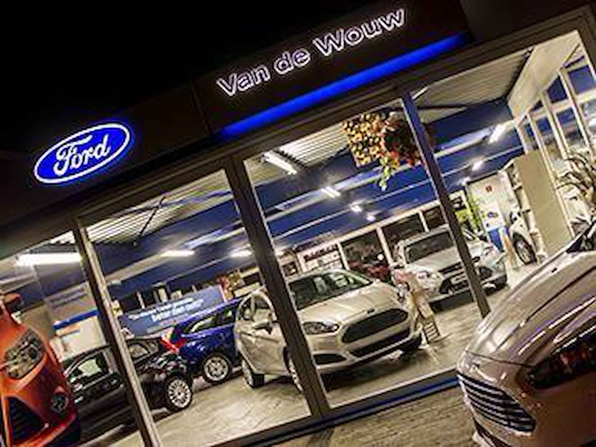 Ford Fiesta 1.1 Trend Ned.auto- trekhaak - 4 seizoenenbanden - 28/28