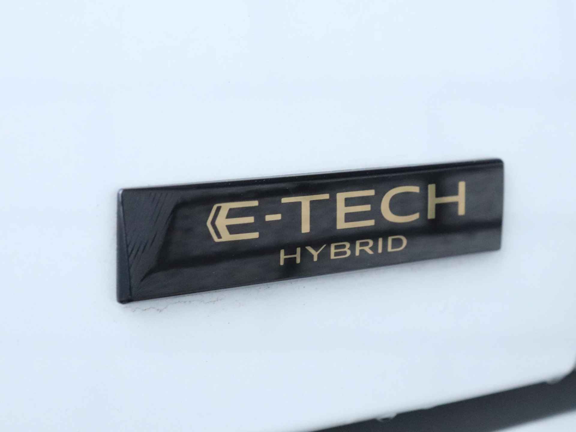 Renault Arkana 1.6 E-Tech hybrid 145 E-Tech Engineered | Navigatie | Apple Carplay | Camera | Parkeersensoren | Winter-pakket | LED Koplampen | - 19/36