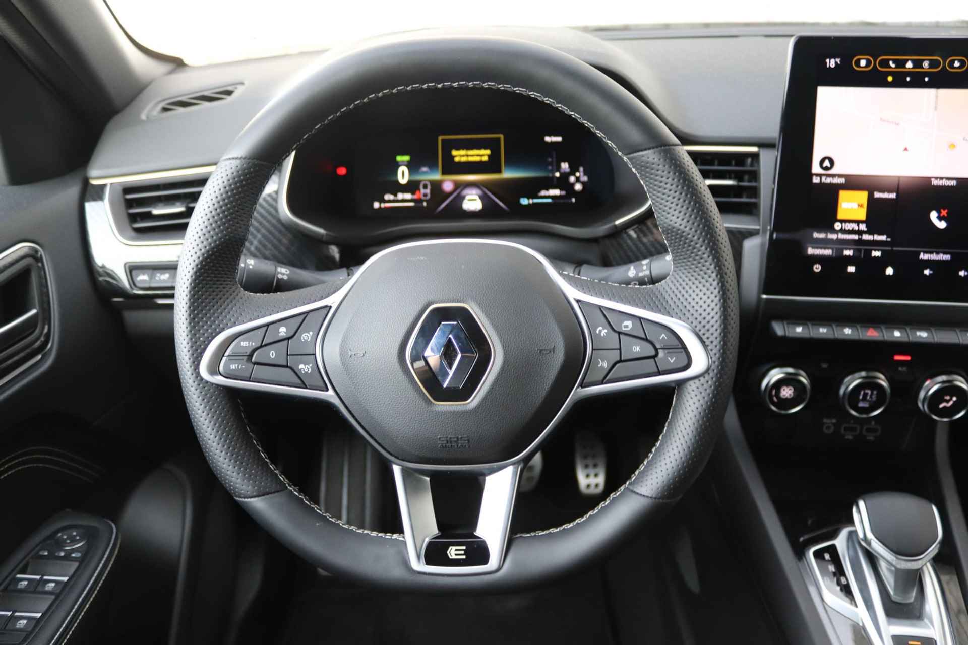 Renault Arkana 1.6 E-Tech hybrid 145 E-Tech Engineered | Navigatie | Apple Carplay | Camera | Parkeersensoren | Winter-pakket | LED Koplampen | - 23/36