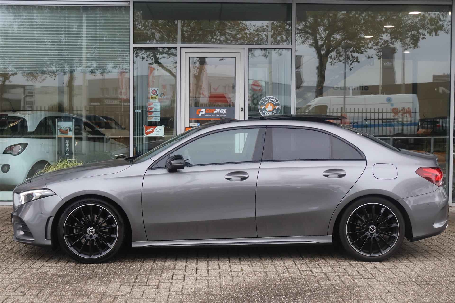 Mercedes A-Klasse Limousine A 200 AMG-Line 163pk | Pano | Carplay | Camera | Cruise | Keyless Go | 1e Eigenaar - 26/40