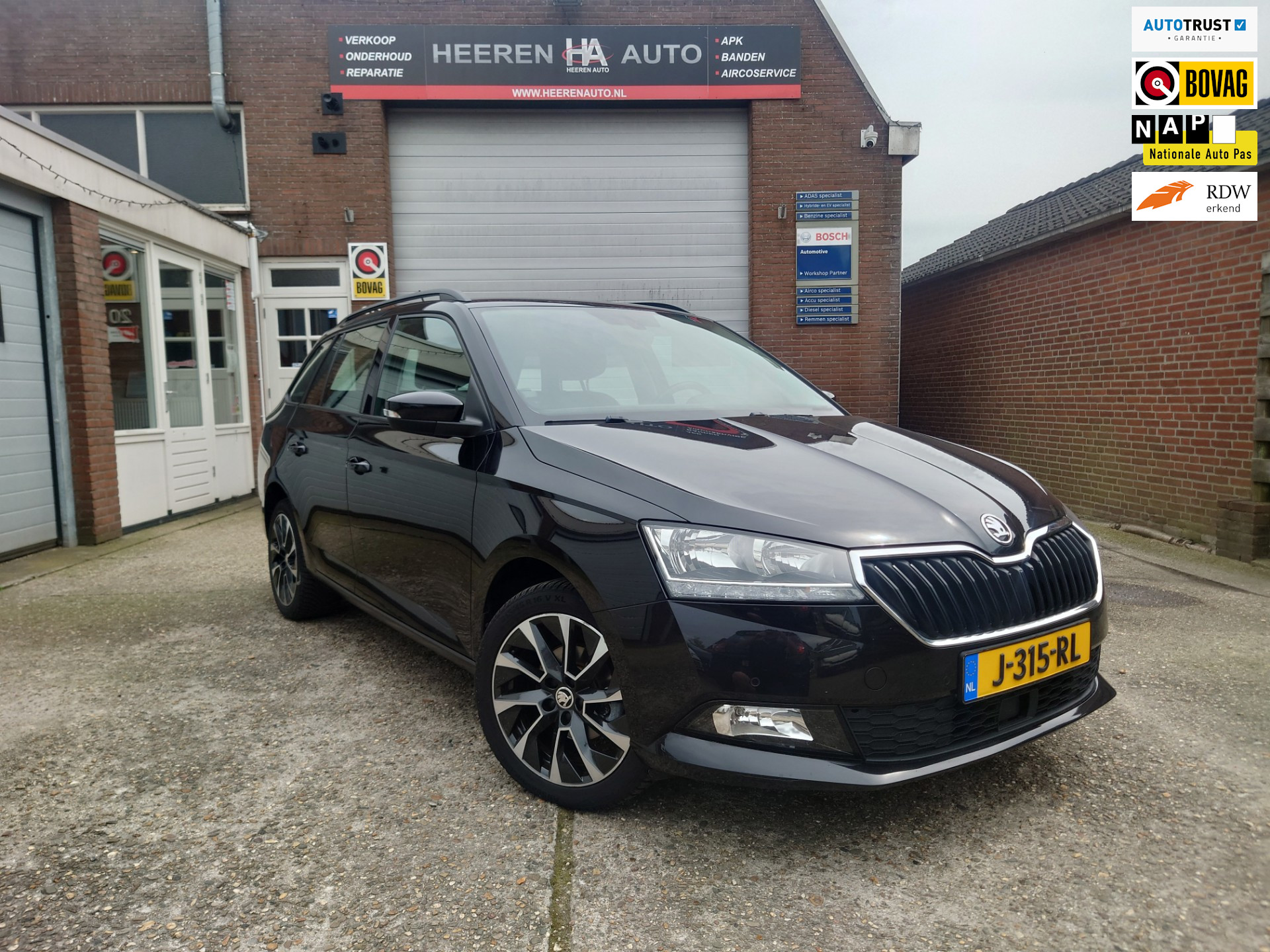 Skoda Fabia Combi 1.0 TSI Business Edition, Dealer onderhouden, Parkeersensoren, Stoelverwarming