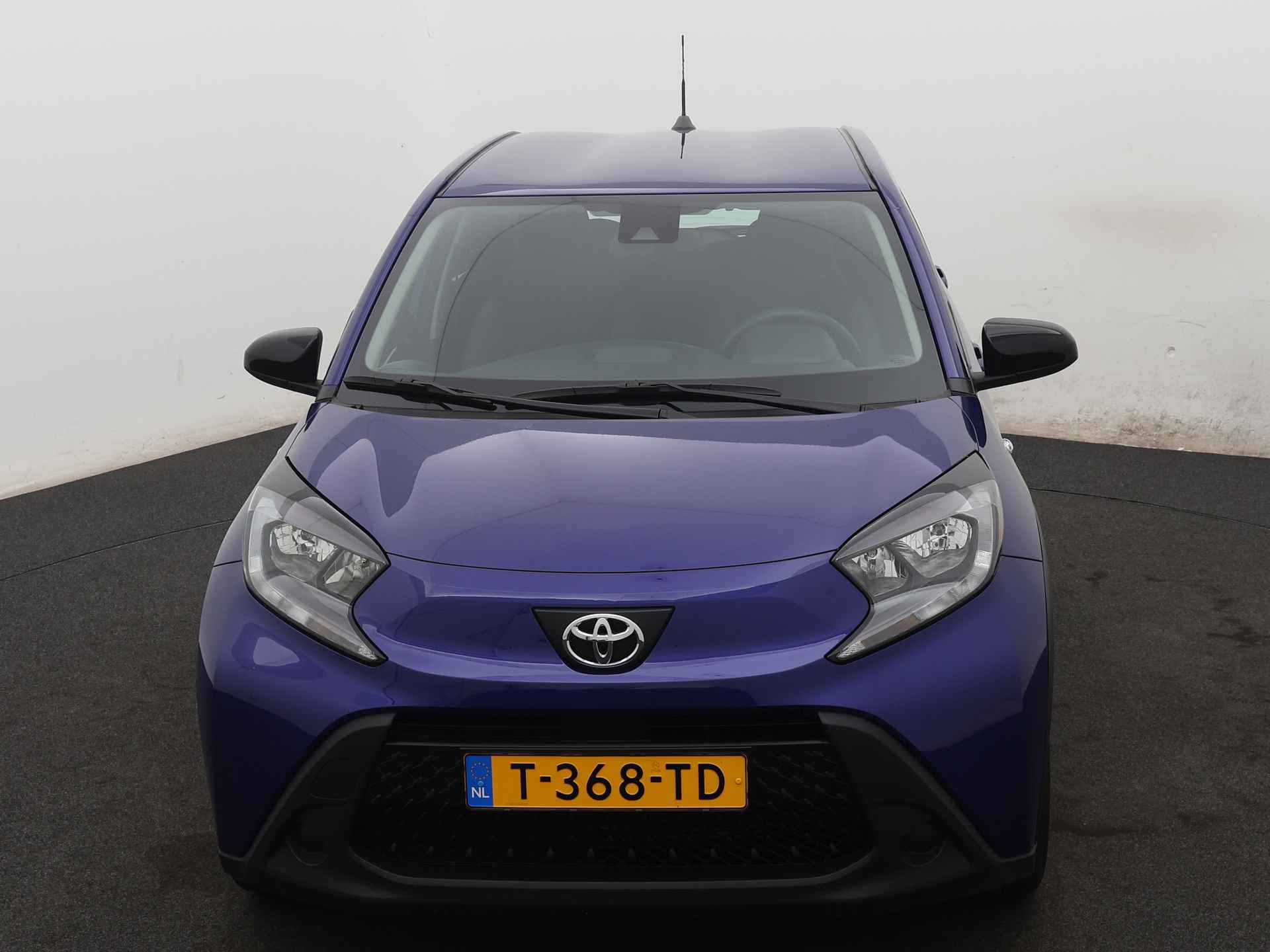 Toyota Aygo X 1.0 VVT-i MT play | Apple CarPlay / Android Auto (Navigatie) | Camera | Airco | - 28/41