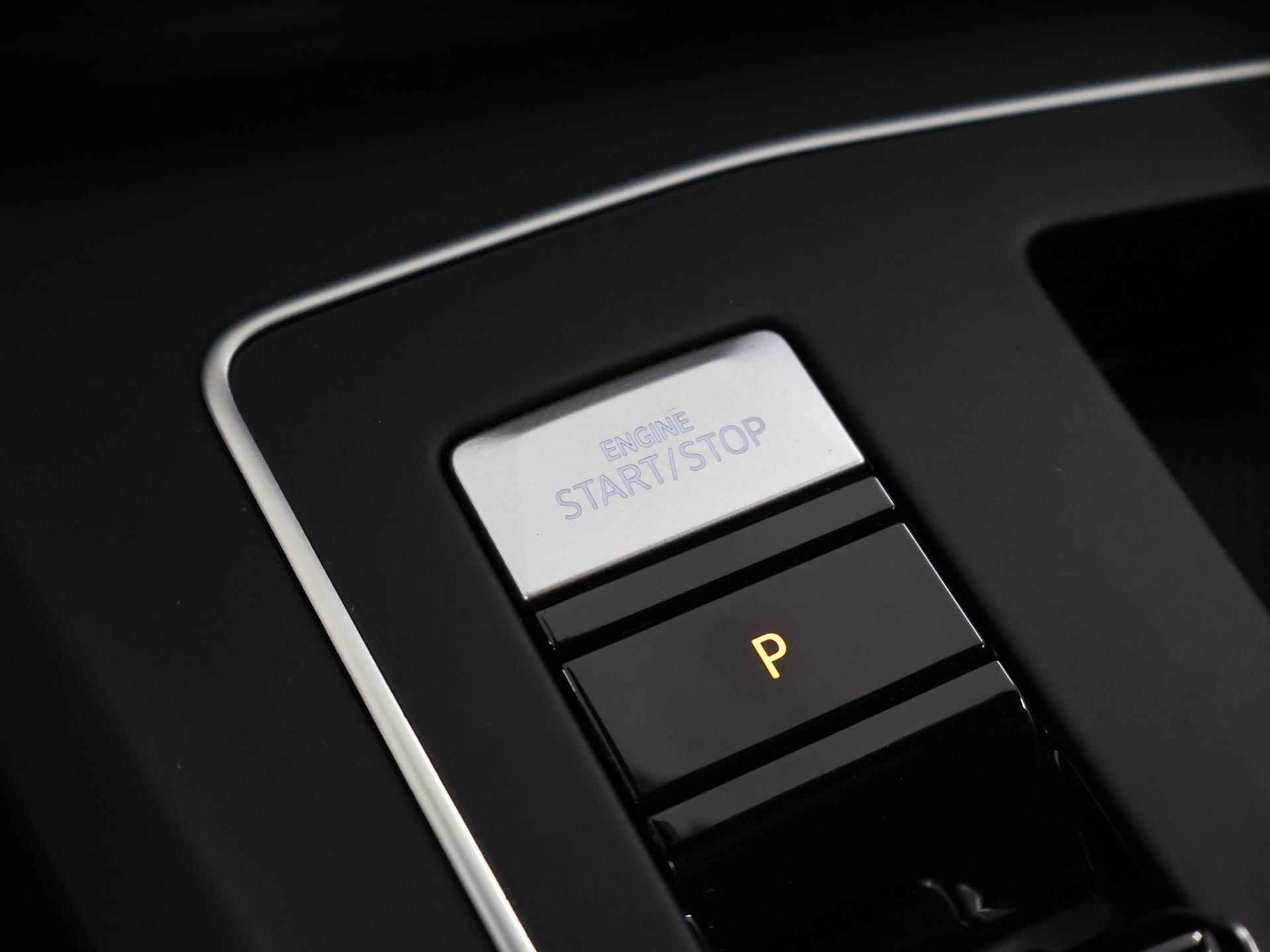 Volkswagen Golf 1.0 eTSI Life  | Panoramadak | Automaat | Navigatiesysteem | Adaptieve Cruise Control | Stoelverwarming | Digitaal Dashboard | Sfeerverlichting | Apple Carplay/Android Auto | - 28/42