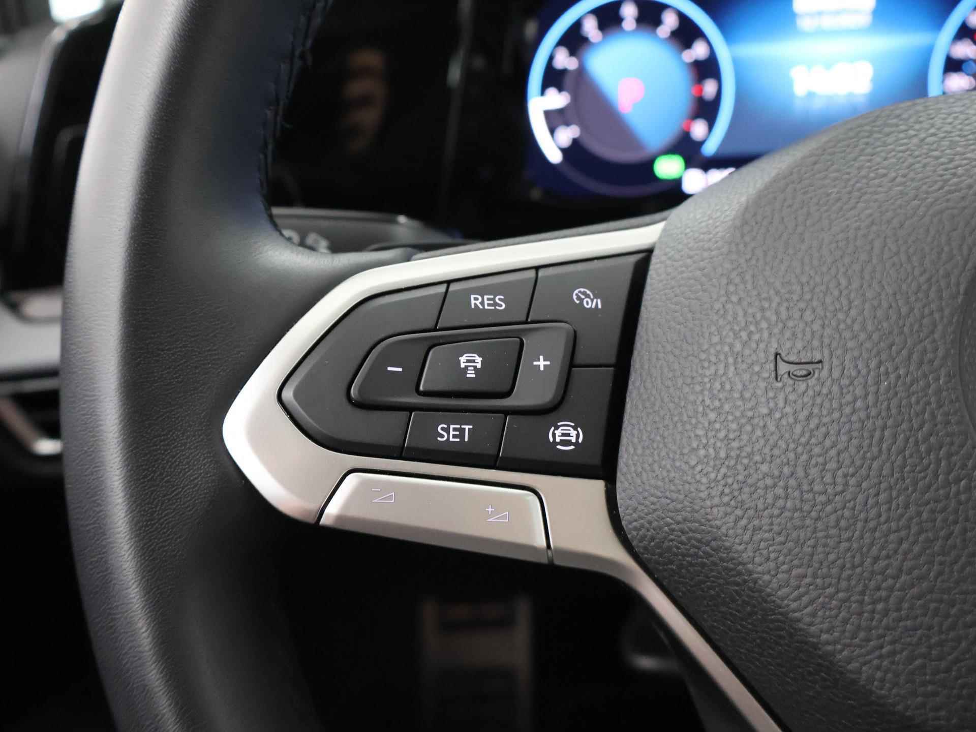 Volkswagen Golf 1.0 eTSI Life  | Panoramadak | Automaat | Navigatiesysteem | Adaptieve Cruise Control | Stoelverwarming | Digitaal Dashboard | Sfeerverlichting | Apple Carplay/Android Auto | - 35/42