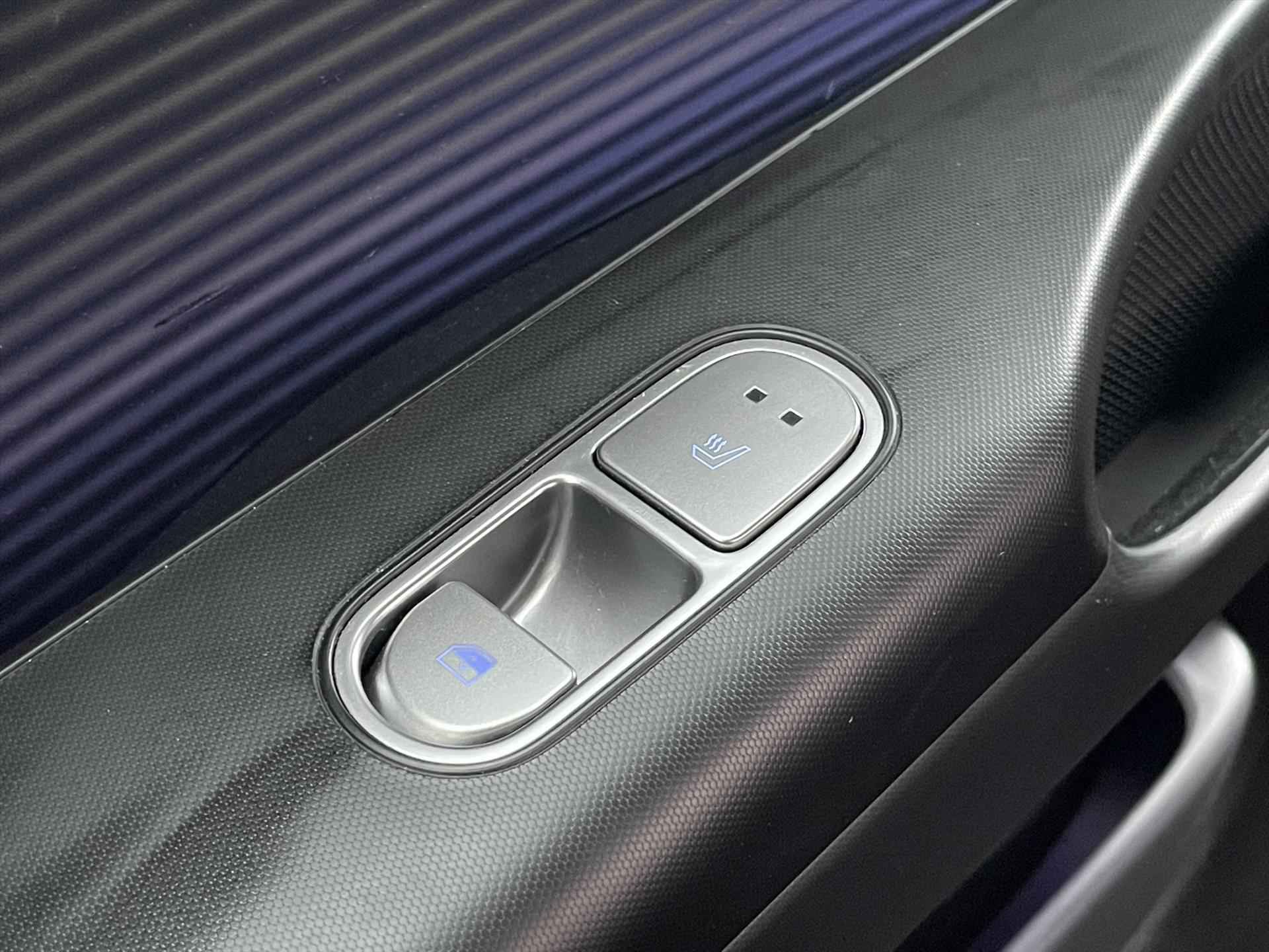 Hyundai Ioniq 6 77,4 kWh 229pk RWD Connect | 100% ELEKTRISCH! | Navigatie | Stoelverwarming Voor & Achter | Camera Achter | PDC Voor & Achter | - 15/43