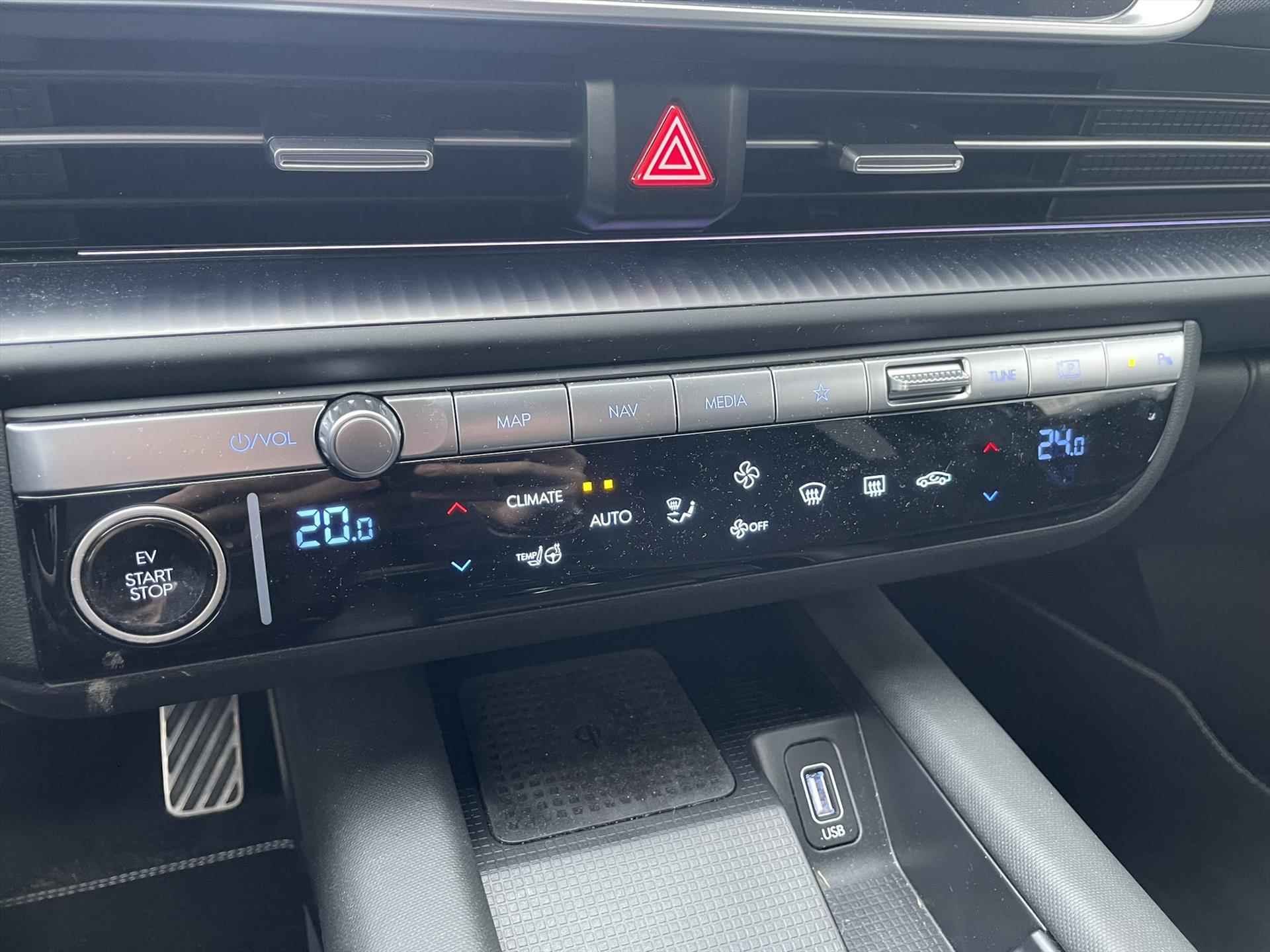 Hyundai Ioniq 6 77,4 kWh 229pk RWD Connect | 100% ELEKTRISCH! | Navigatie | Stoelverwarming Voor & Achter | Camera Achter | PDC Voor & Achter | - 24/43