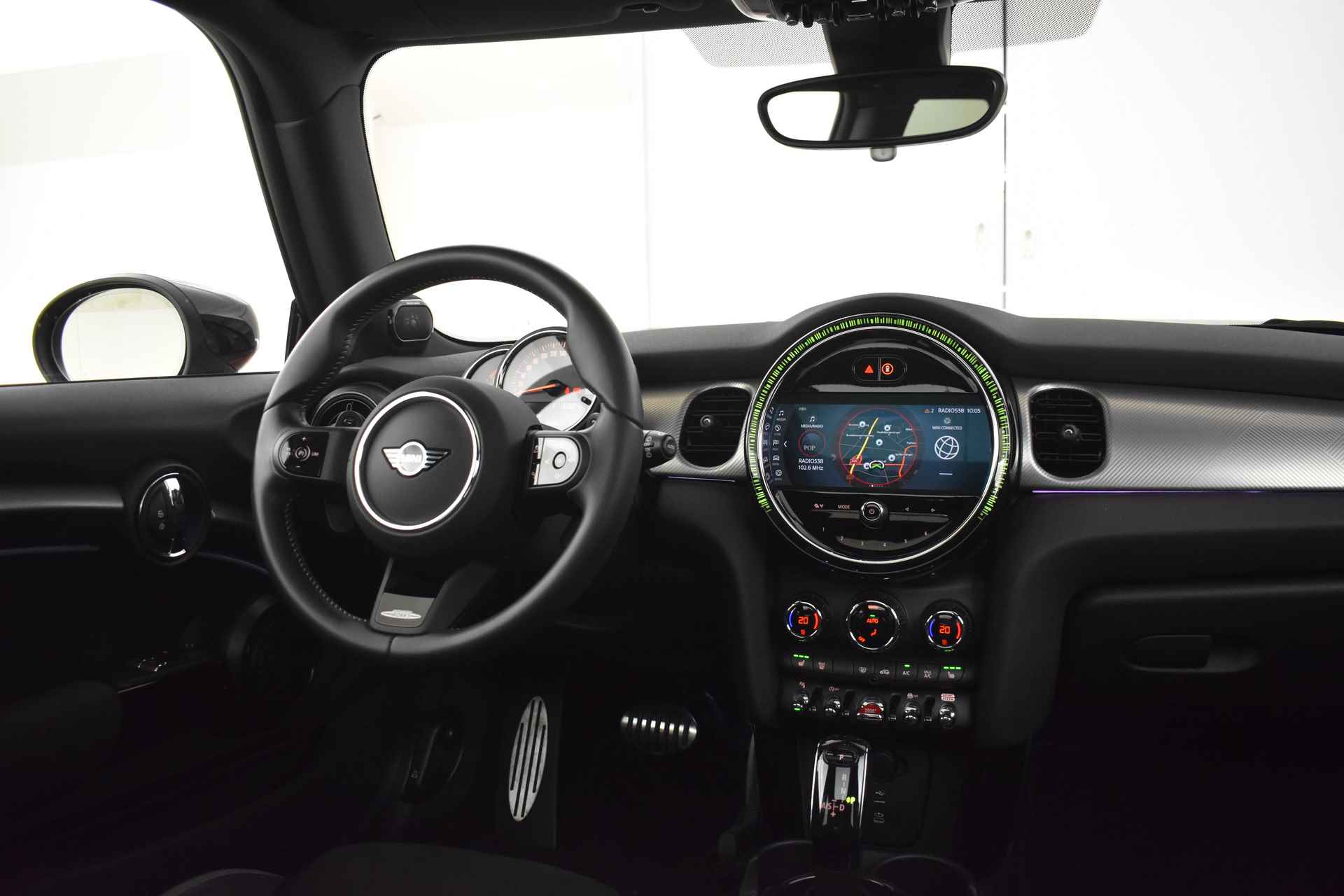 MINI Hatchback Cooper S JCW Automaat | Panoramadak | Achteruitrijcamera | JCW Sportstoelen | Harman-Kardon | Park Assistant / LED | Comfort Access - 17/50