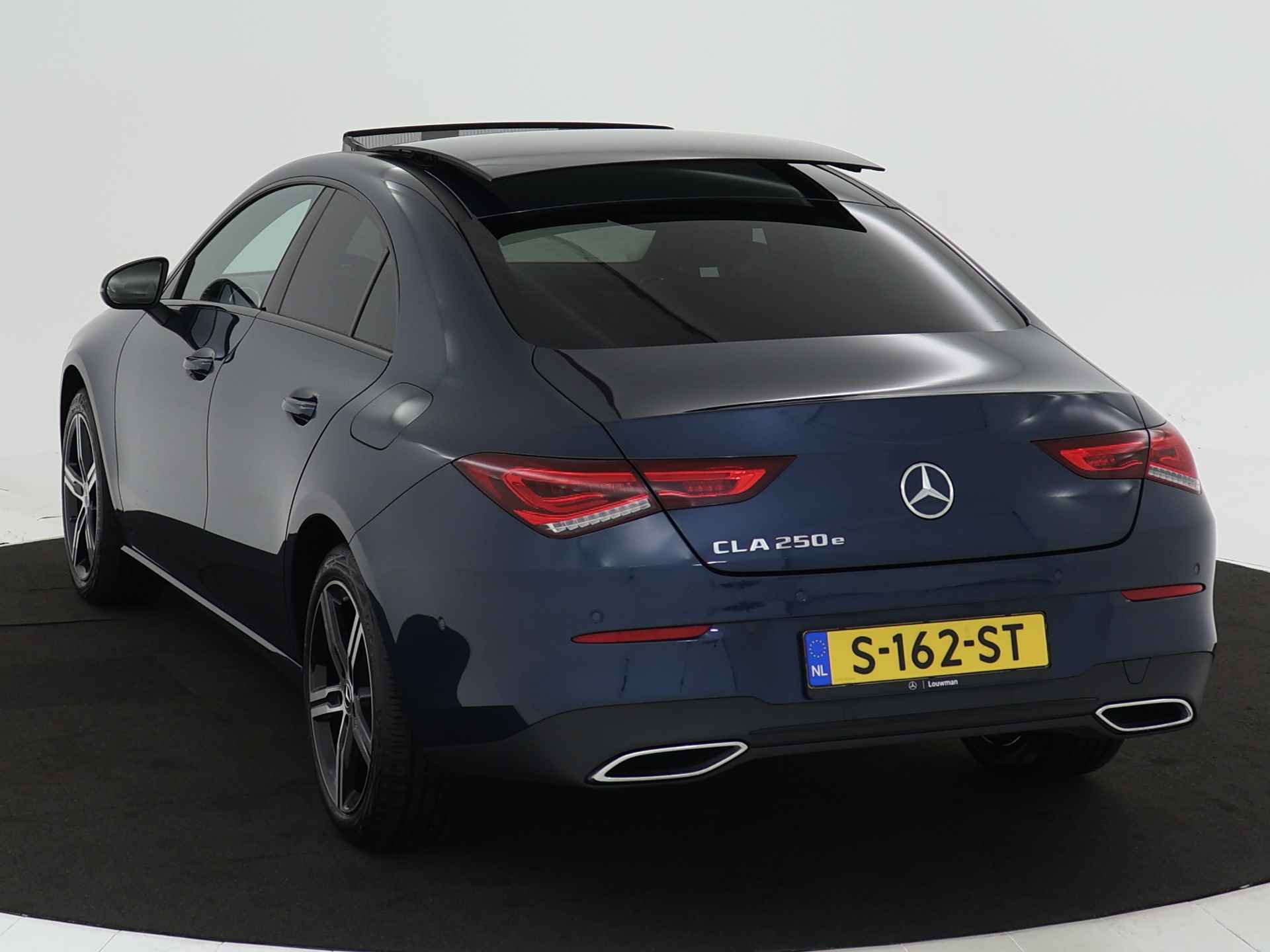 Mercedes-Benz CLA-Klasse 250 e Plug-In Hybride Panorama Schuif-Kanteldak | Noght Pakket | Achteruitrijcamera | Multibeam Ledkoplampen. | Inclusief 24 maanden MB Certified garantie voor Europa. - 17/44