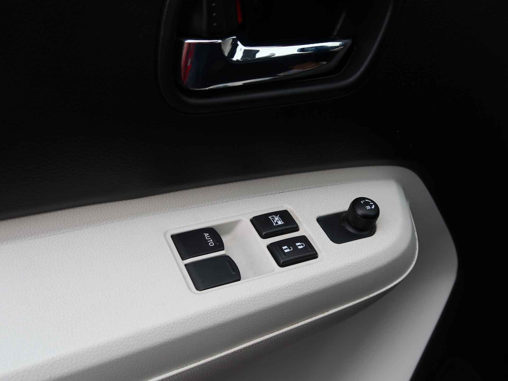 Suzuki Ignis 1.2 Select Automaat / Achteruitrijcamera / Stoelverwarming - 10/24