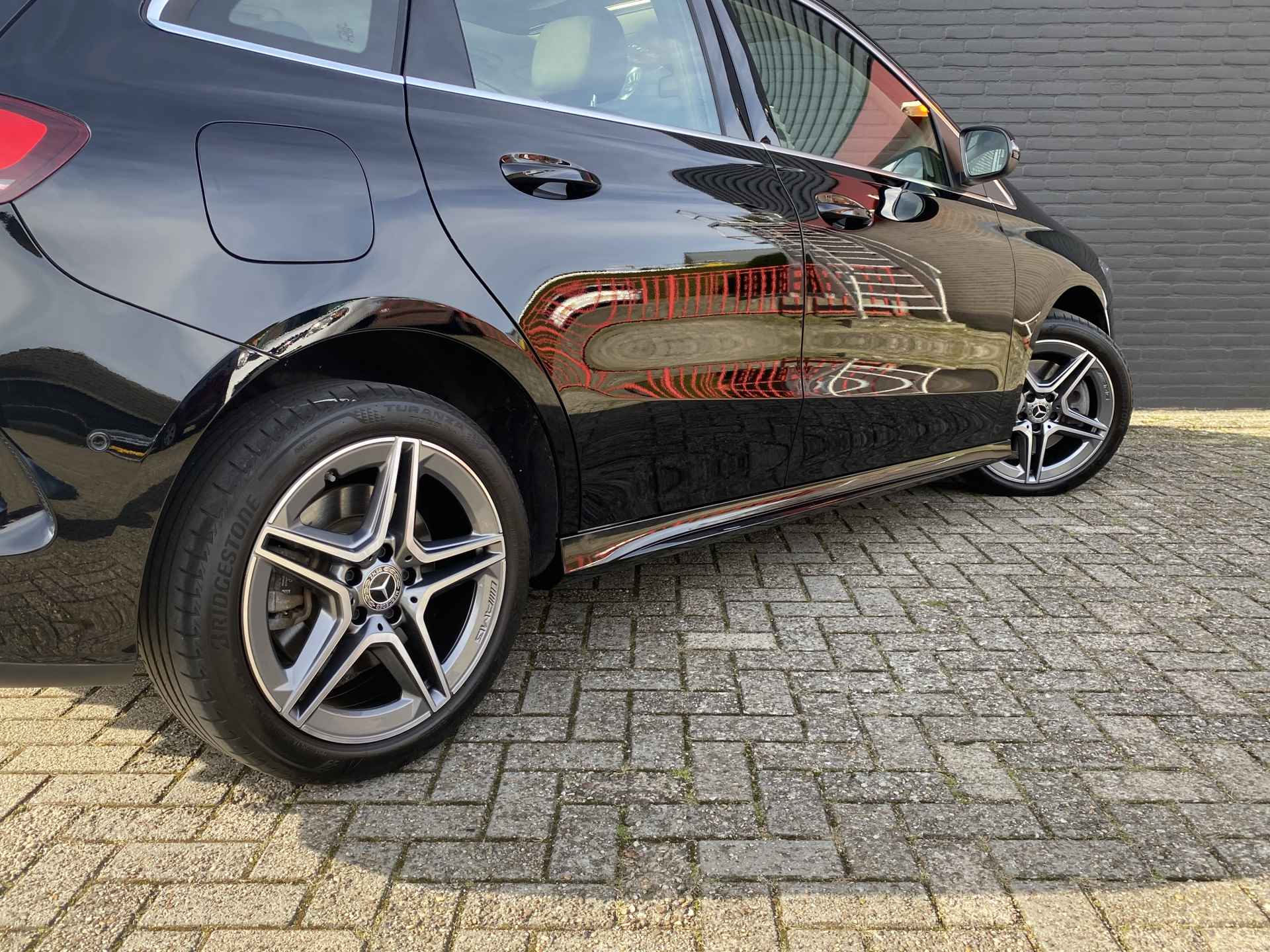 Mercedes-Benz B-Klasse 250 e AMG Line 218 pk AUT. | 1e eigenaar | dealer onderhouden | navigatie | panoramadak | + winterset | incl. BTW - 10/44