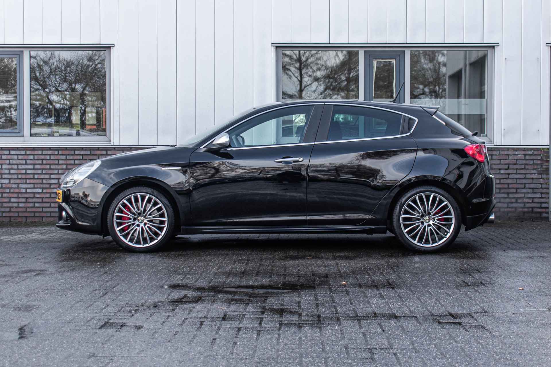 Alfa Romeo Giulietta 1.4 T Exclusive - 10/34