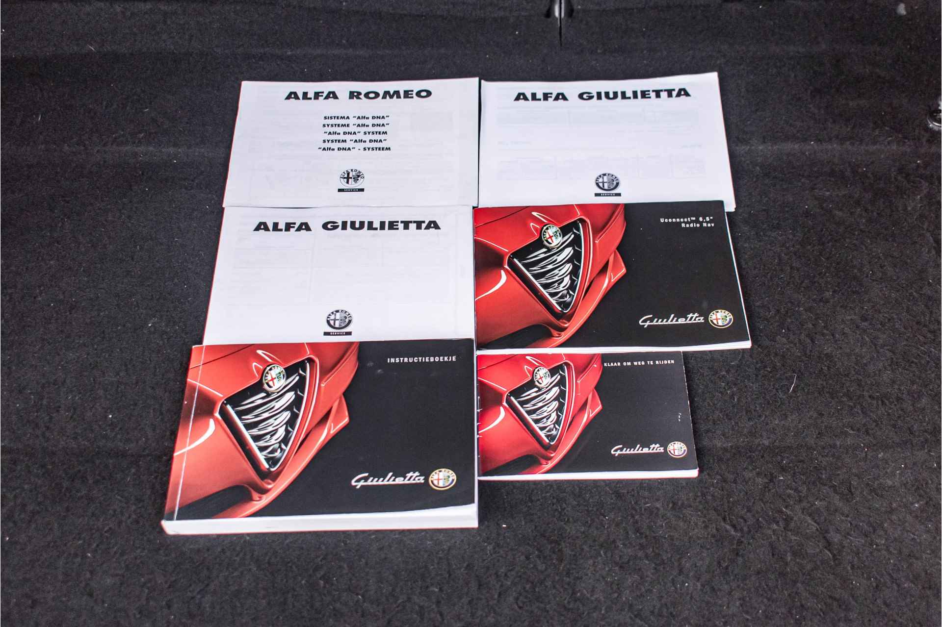 Alfa Romeo Giulietta 1.4 T Exclusive - 29/34