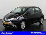 Toyota Aygo 1.0 VVT-i x-play | Camera | Navigatie | Zondag Open!