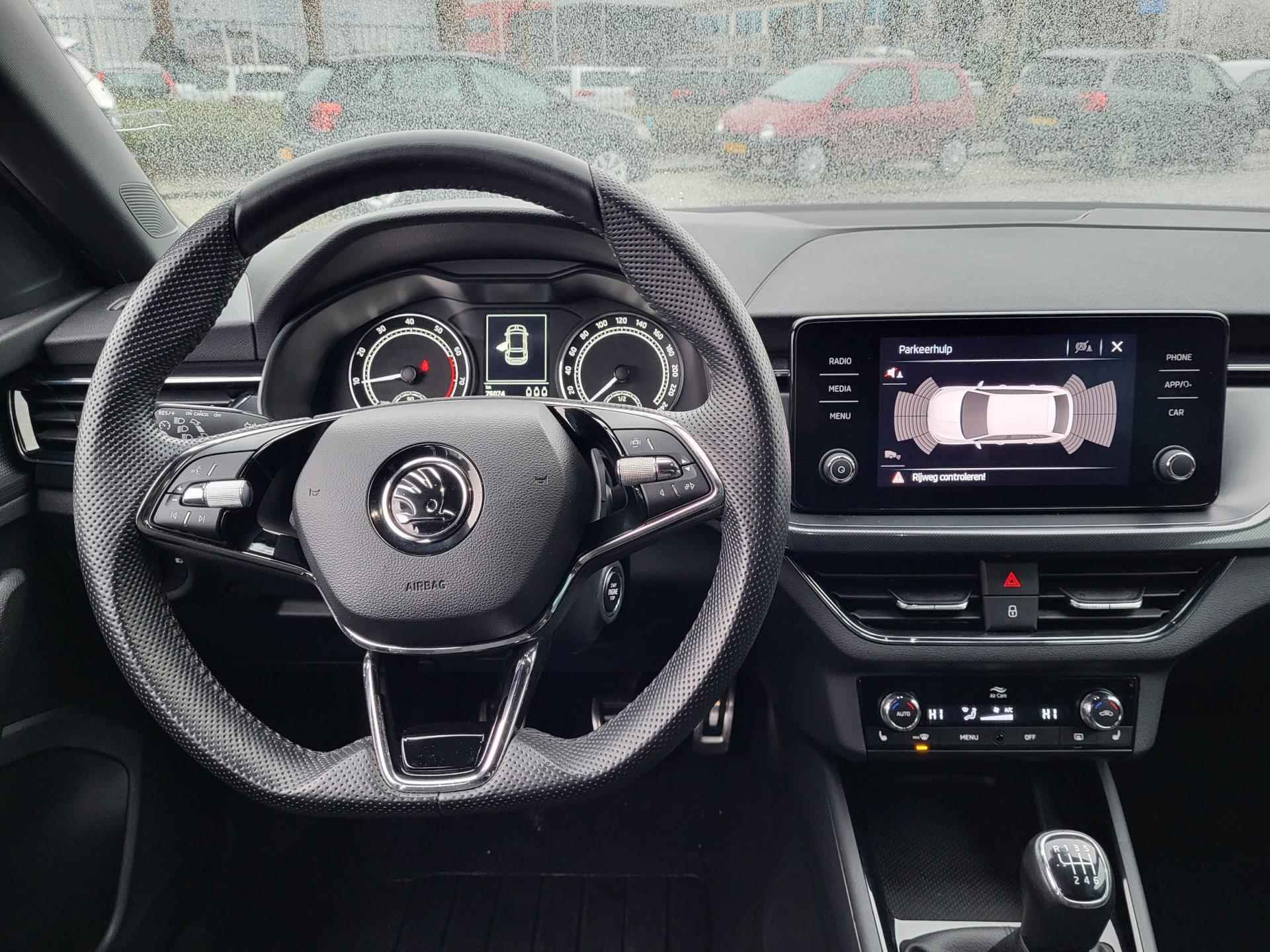 Skoda Scala 1.0 TSI Business Edition | Climate control, cruise control, AppleCarPlay/AndroidAuto en navigatie! - 17/38