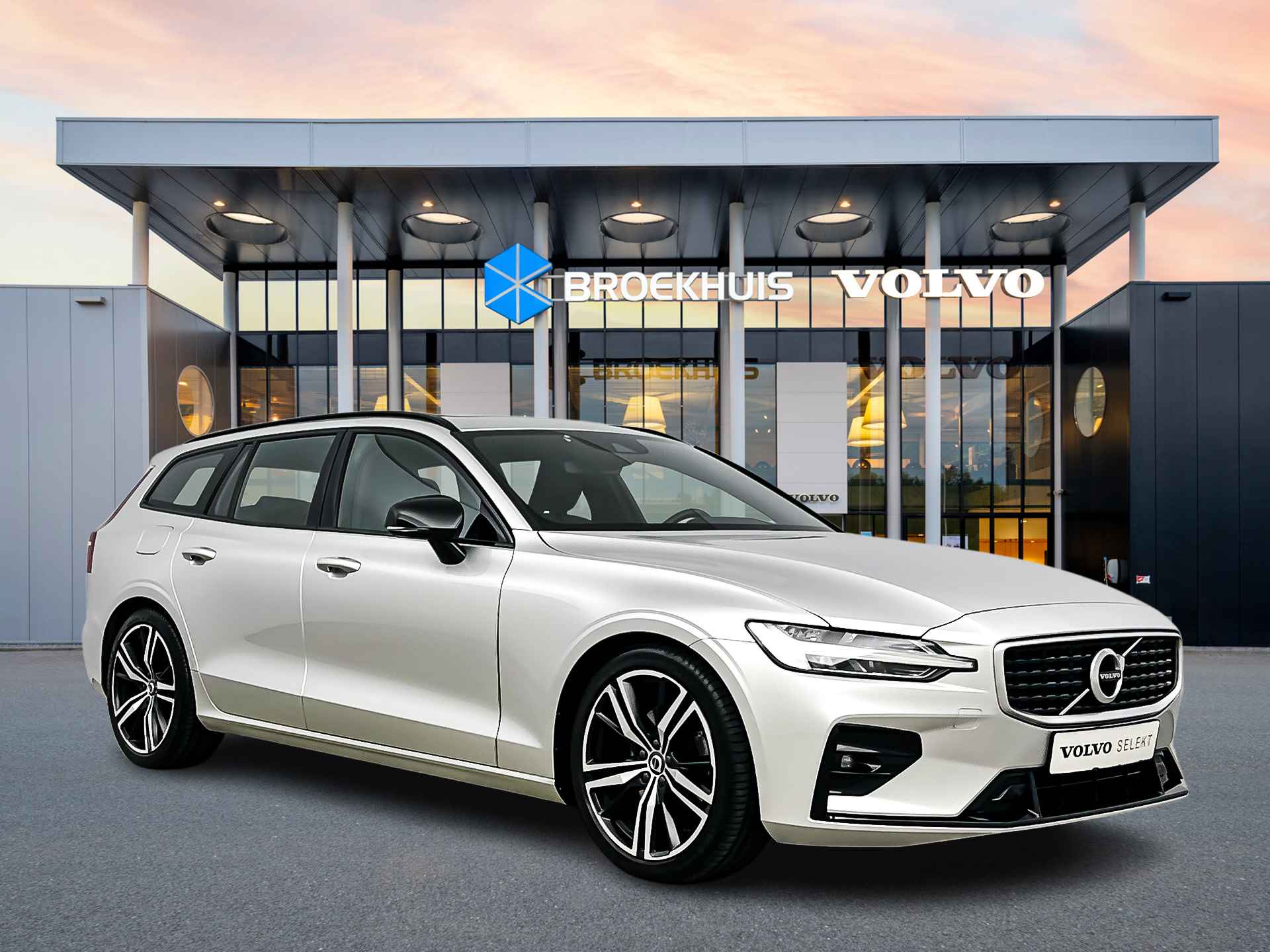 Volvo V60 T4 GT R-Design | 19" | Panoramadak | Adaptieve cruise | BLIS | Parkeerverwarming | Stoel/stuurverwarming | Keyless | Trekhaak - 3/37