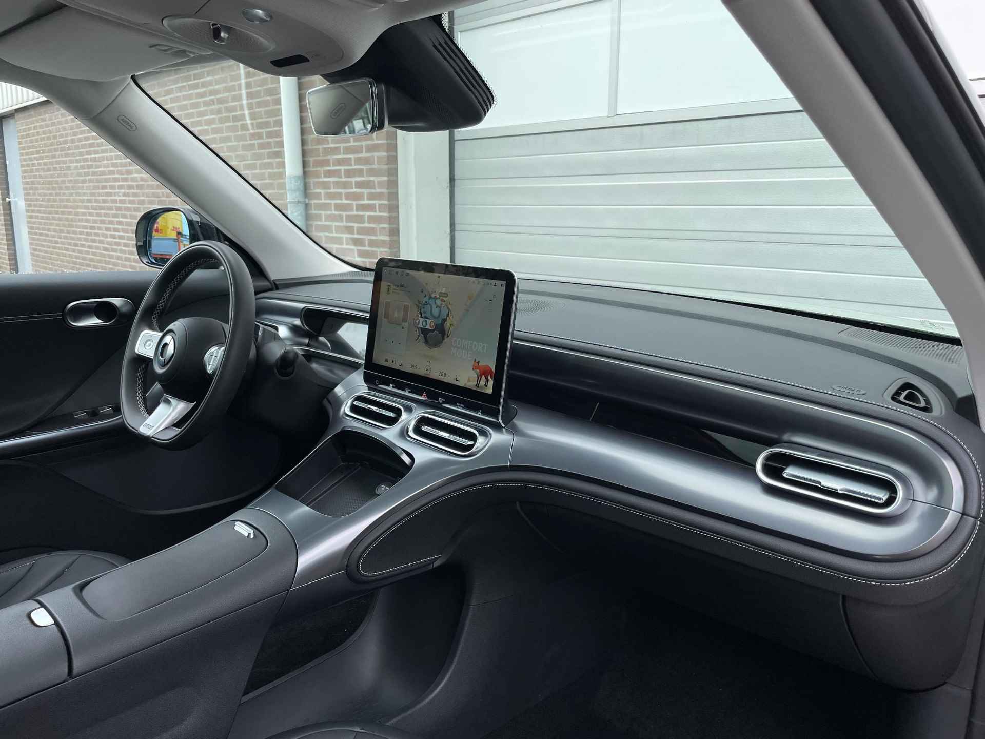 smart #1 Pro+ | Panoramadak | CyberSparks LED Koplampen | Apple CarPlay | Android Auto | 360° Camera | Sfeerverlichting | Stuurverwarming | Stoelverwarming | Elektrisch Verstelbare Voorstoelen | 7,4 KW Laden - 9/17