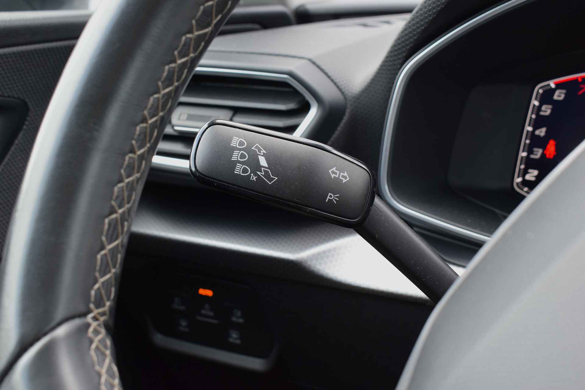 SEAT Leon 1.0 TSI Style Business Intense | Virtual | Apple CarPlay | Camera | Adapt. Cruise - 22/31