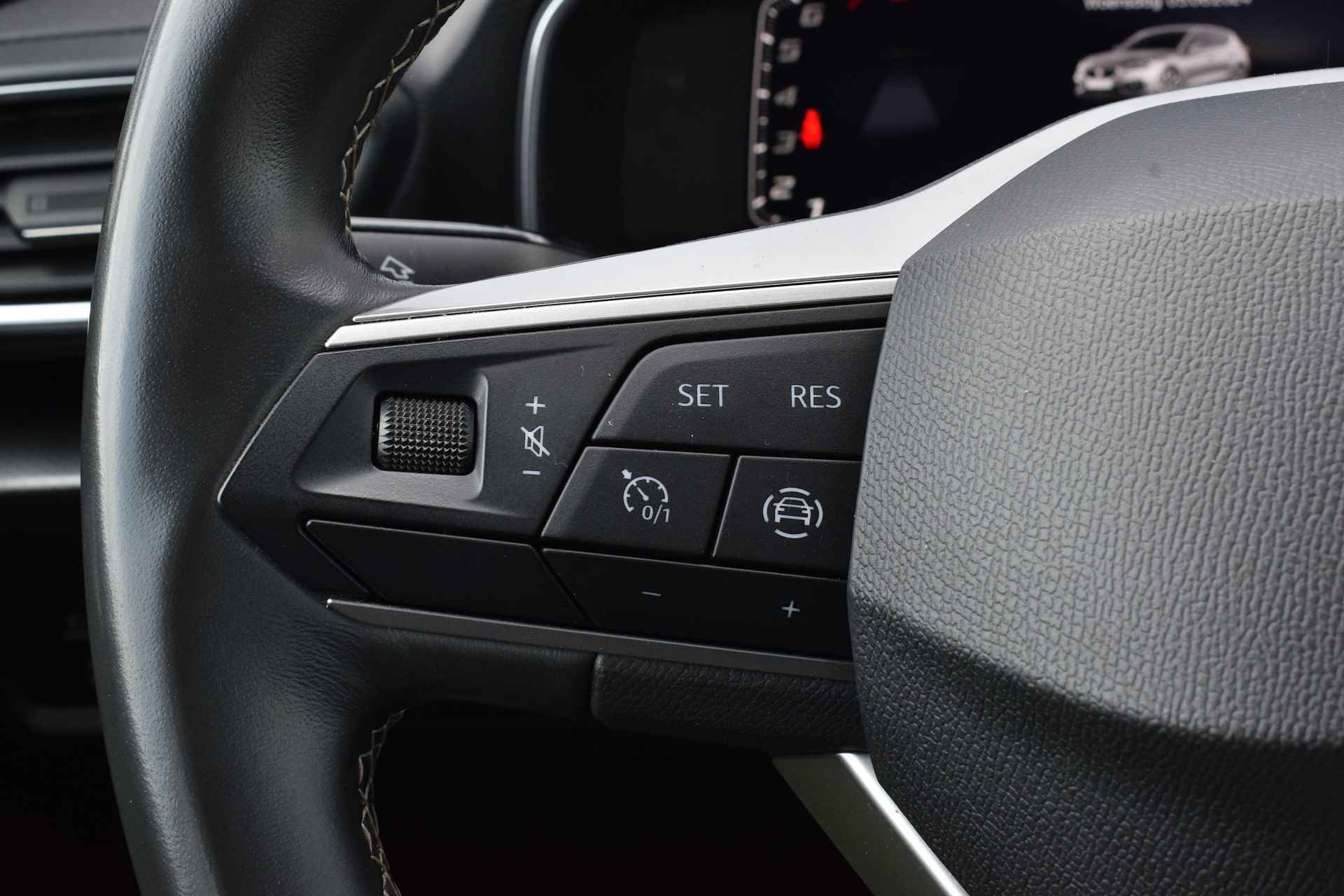 SEAT Leon 1.0 TSI Style Business Intense | Virtual | Apple CarPlay | Camera | Adapt. Cruise - 23/31