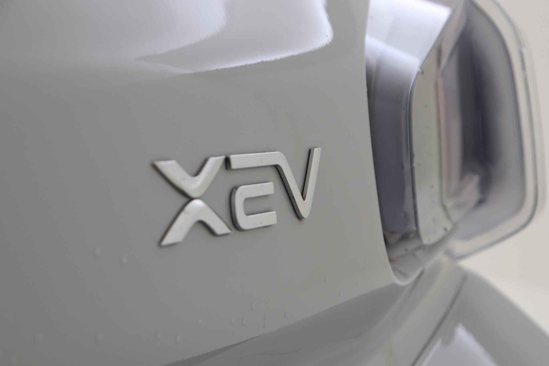 XEV YOYO EASY -PANO.DAK|LM-VELGEN|KEYLESS|ABS EXPORT ONLY - 29/48