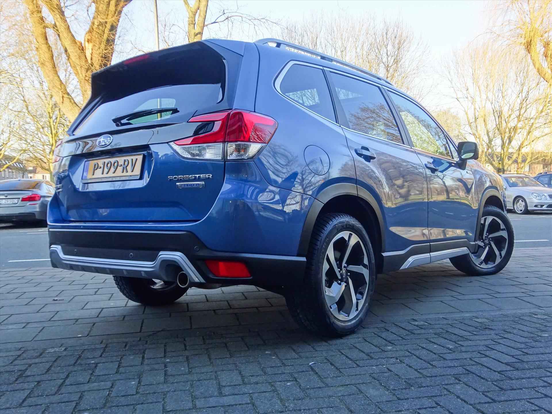 Subaru Forester 2.0i e-BOXER 150pk CVT Premium | Zwart/Bruin Leder | Pano | Navi | Trekhaak  | 5 jaar fabrieks garantie. - 3/50