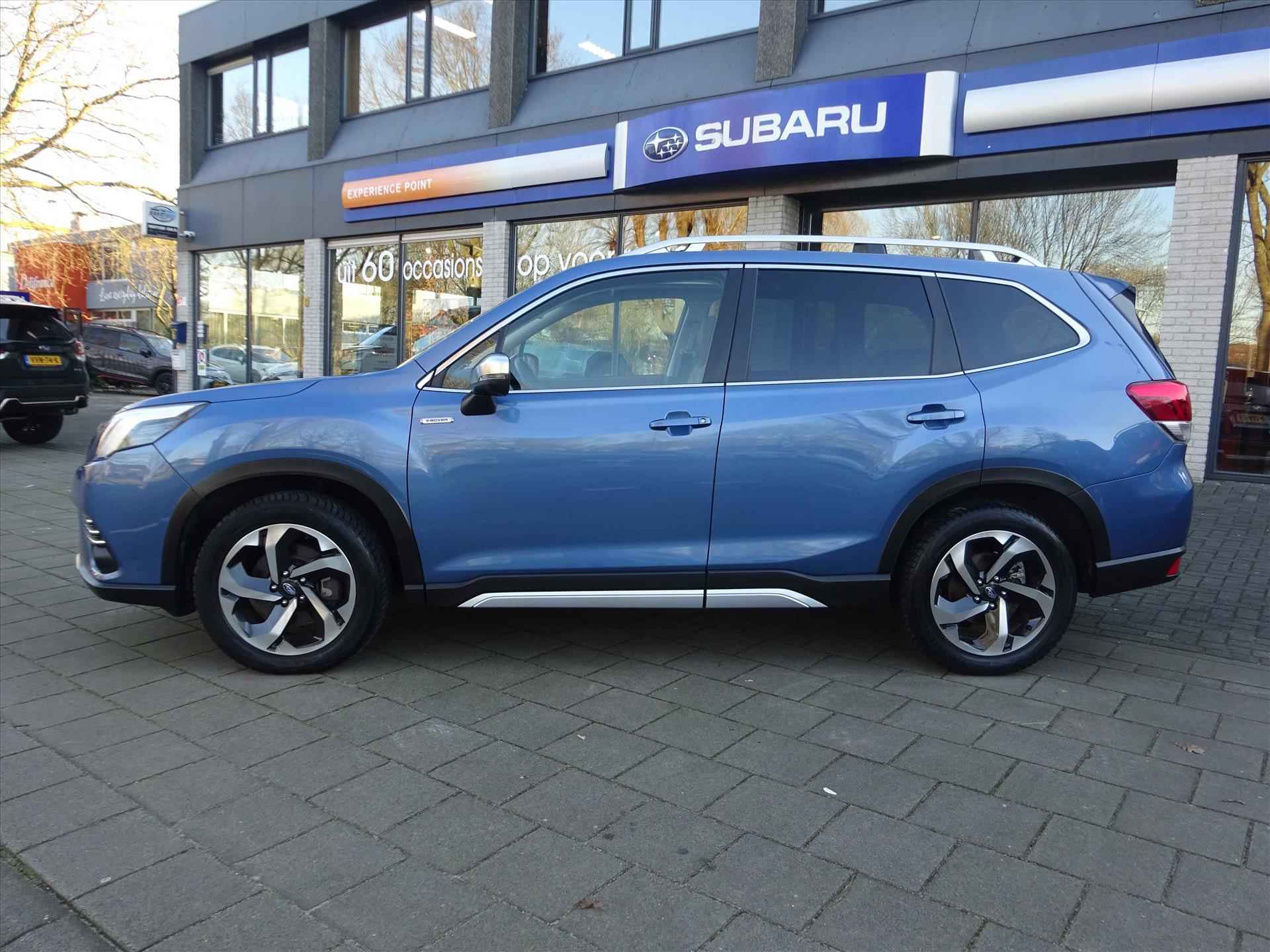 Subaru Forester 2.0i e-BOXER 150pk CVT Premium | Zwart/Bruin Leder | Pano | Navi | Trekhaak  | 5 jaar fabrieks garantie. - 45/50