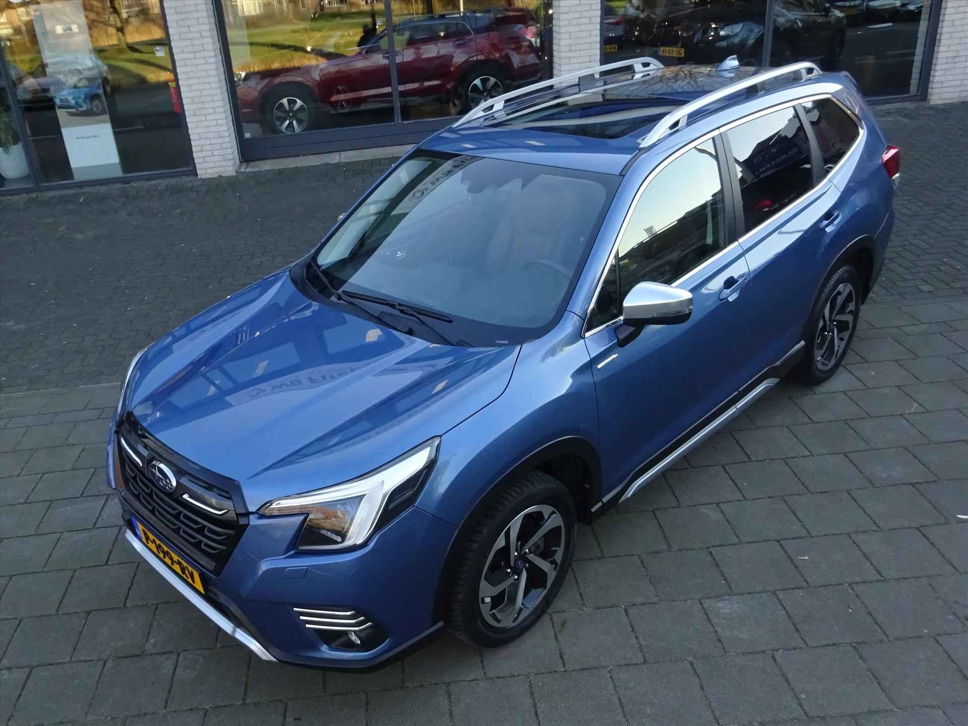 Subaru Forester 2.0i e-BOXER 150pk CVT Premium | Zwart/Bruin Leder | Pano | Navi | Trekhaak  | 5 jaar fabrieks garantie. - 46/50