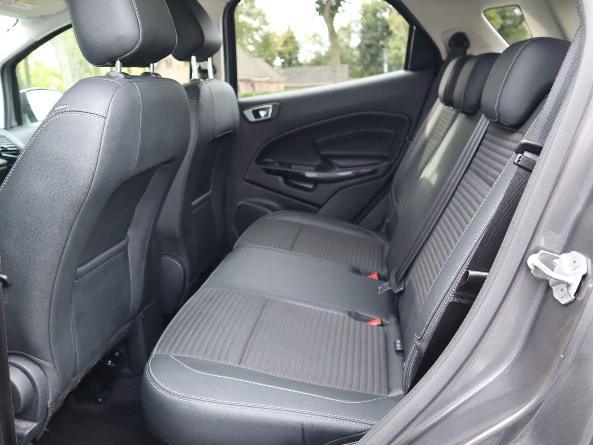 Ford EcoSport 1.0 EcoBoost Titanium 125PK | AppleCarPlay/Android Auto | Winter Pack | Privacy Glass | Cruise Control | Parkeersensoren | LED | - 11/33