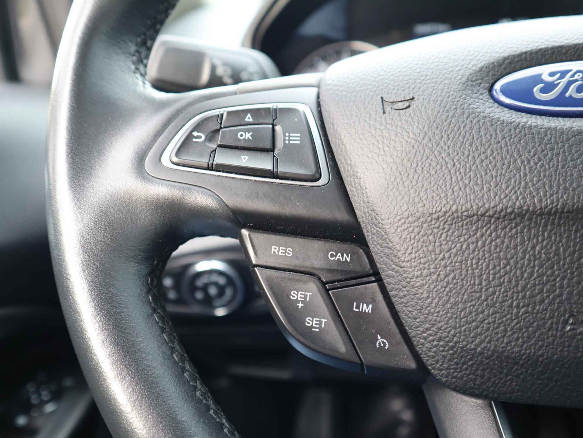 Ford EcoSport 1.0 EcoBoost Titanium 125PK | AppleCarPlay/Android Auto | Winter Pack | Privacy Glass | Cruise Control | Parkeersensoren | LED | - 18/33