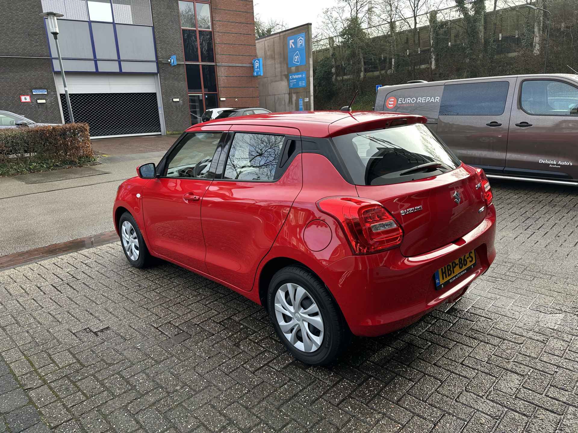 Suzuki Swift 1.2 Select Smart Hybrid Automaat All-in Prijs Airco/Cruise/5 Deurs/Stoelverwarming - 3/25