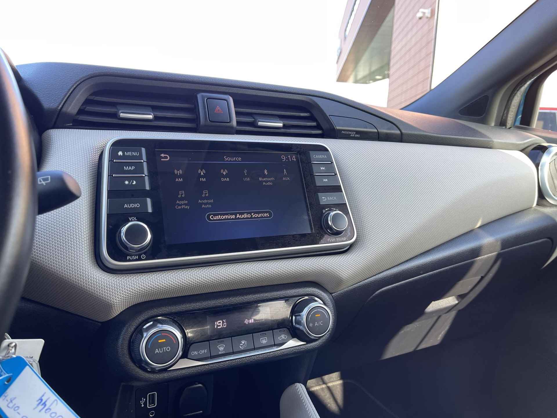 Nissan Micra 1.0 IG-T N-Connecta | Trekhaak | Navigatie | Camera | Apple Carplay/Android Auto | Cruise & Climate Control | Rijklaarprijs! - 18/25