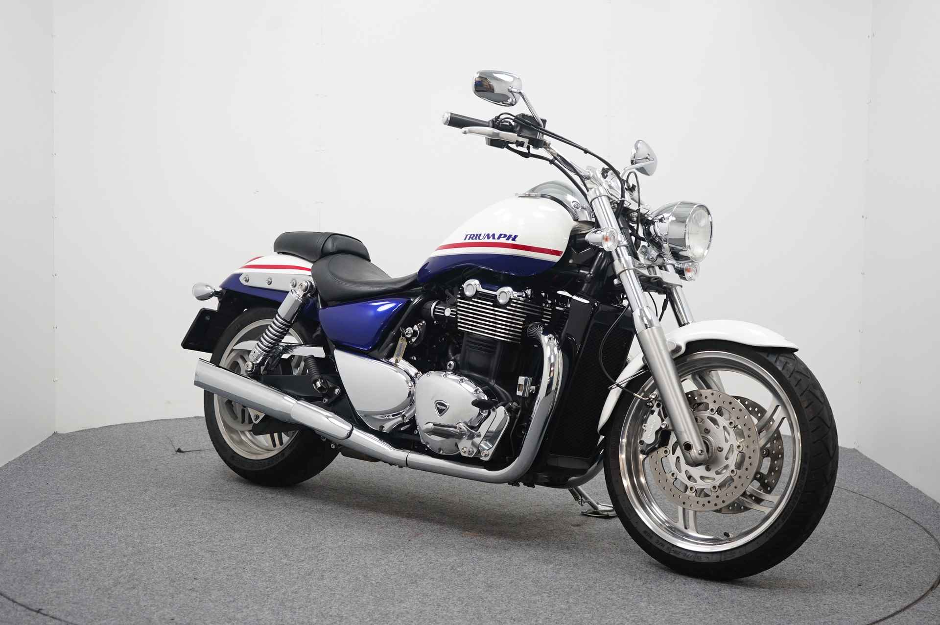 Triumph THUNDERBIRD 1600 ABS - 2/22