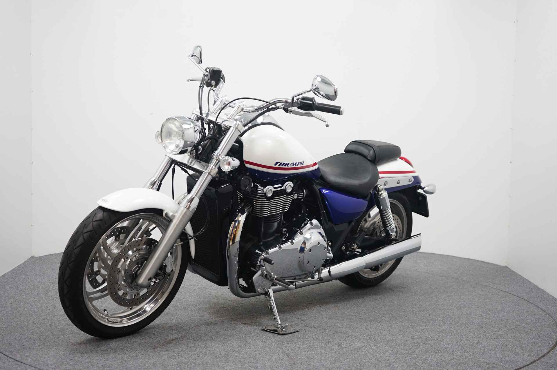 Triumph THUNDERBIRD 1600 ABS - 4/22